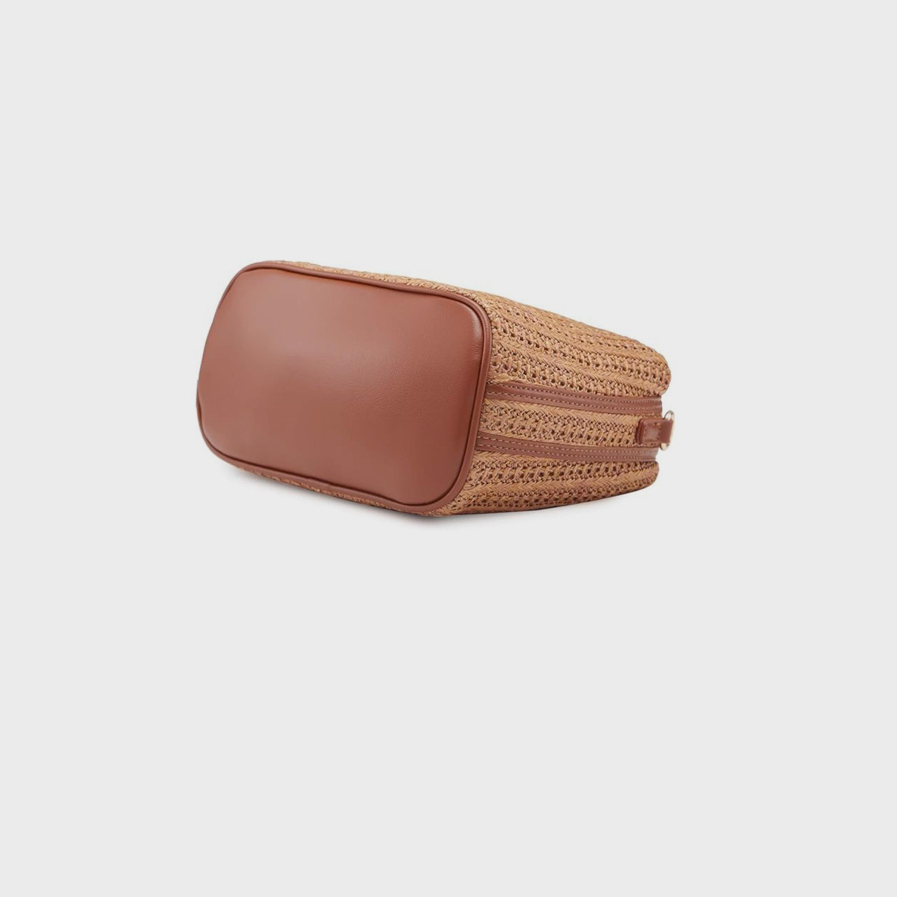 حقيبة كروس كبريزي بسحاب للإغلاق وحزام قابل للإزالة | 29 × 23 × 13 سم-women-bagsandwallets-handbags-image-6