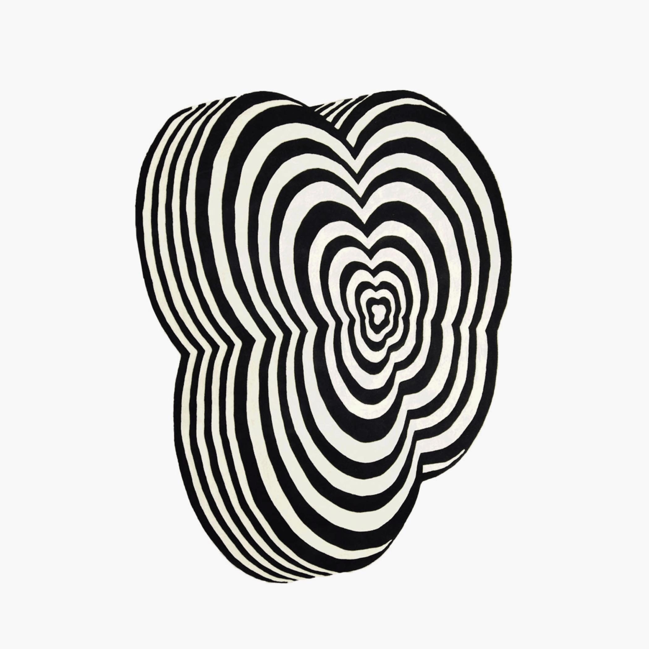 B & W Illusion Ripple Woolen Rug - 175x235 cm