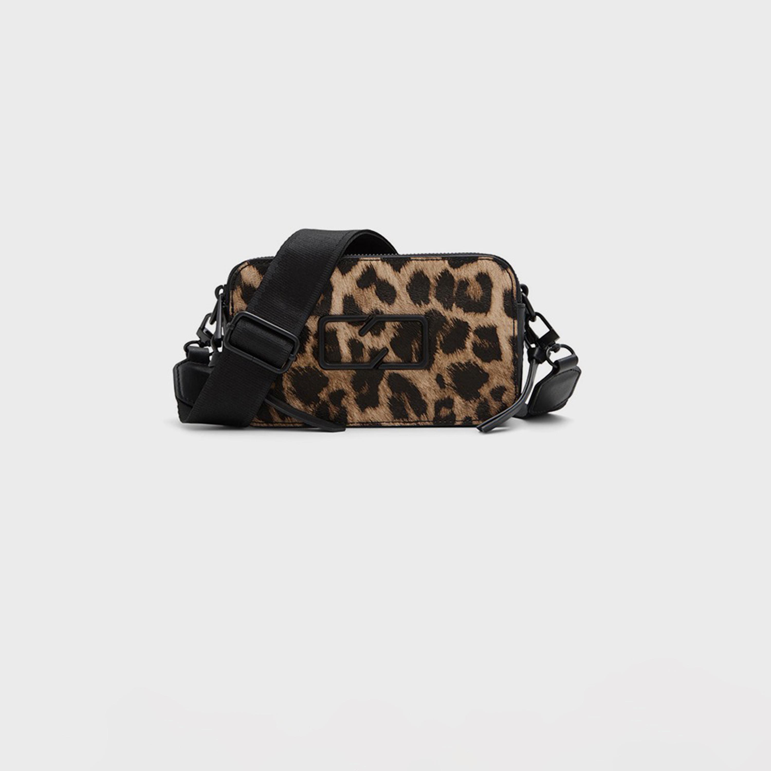 كول ات سبرينج شنطة كروس كاميليا ألوان متباينة مع حزام كروس قابل للفك وقسمين -women-bagsandwallets-handbags-image-29