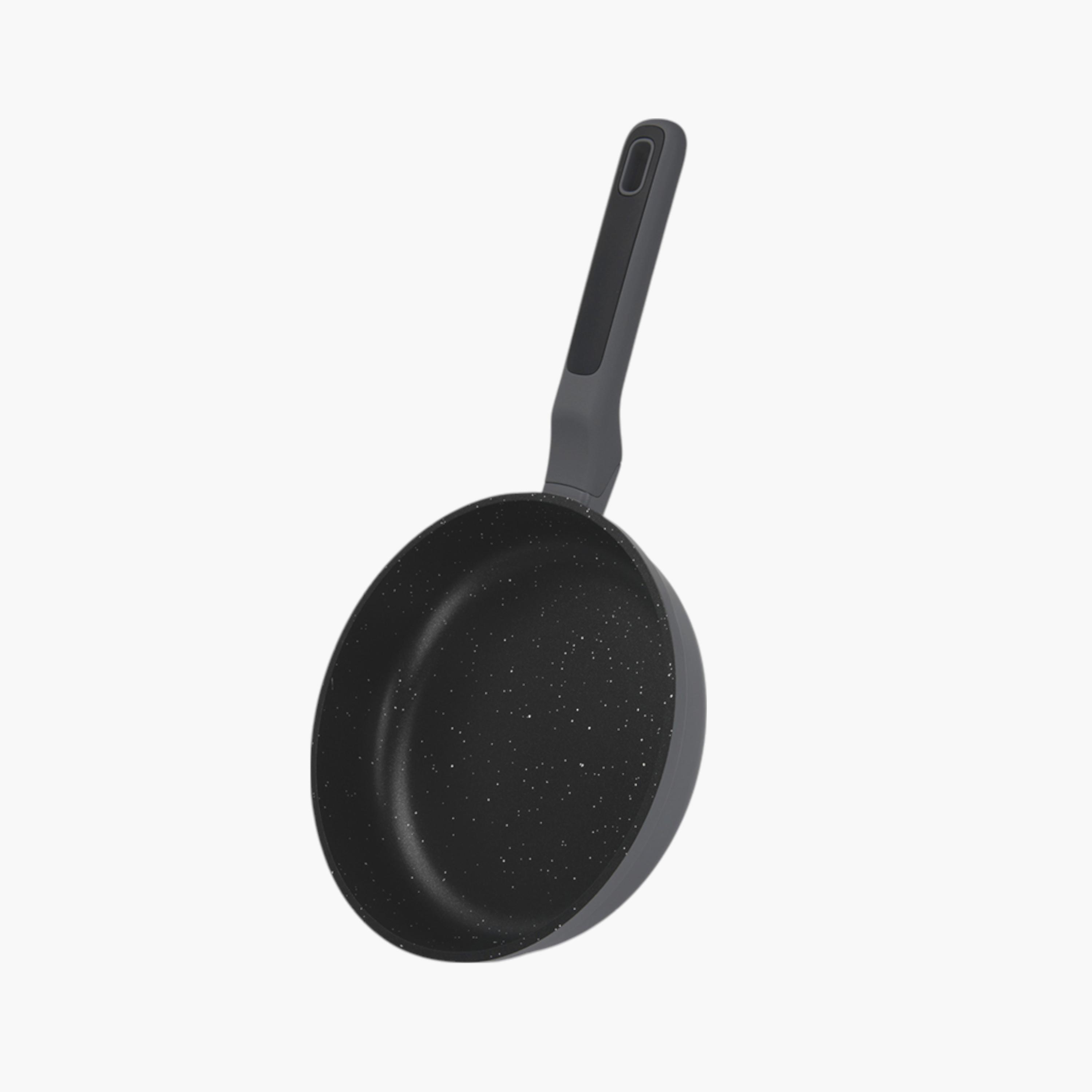 مقلاة ألومنيوم مصبوب غير لاصقة تيتانيوم برو من فيسمان - 22 سم-household-kitchen-cookware-potsandpans-image-1