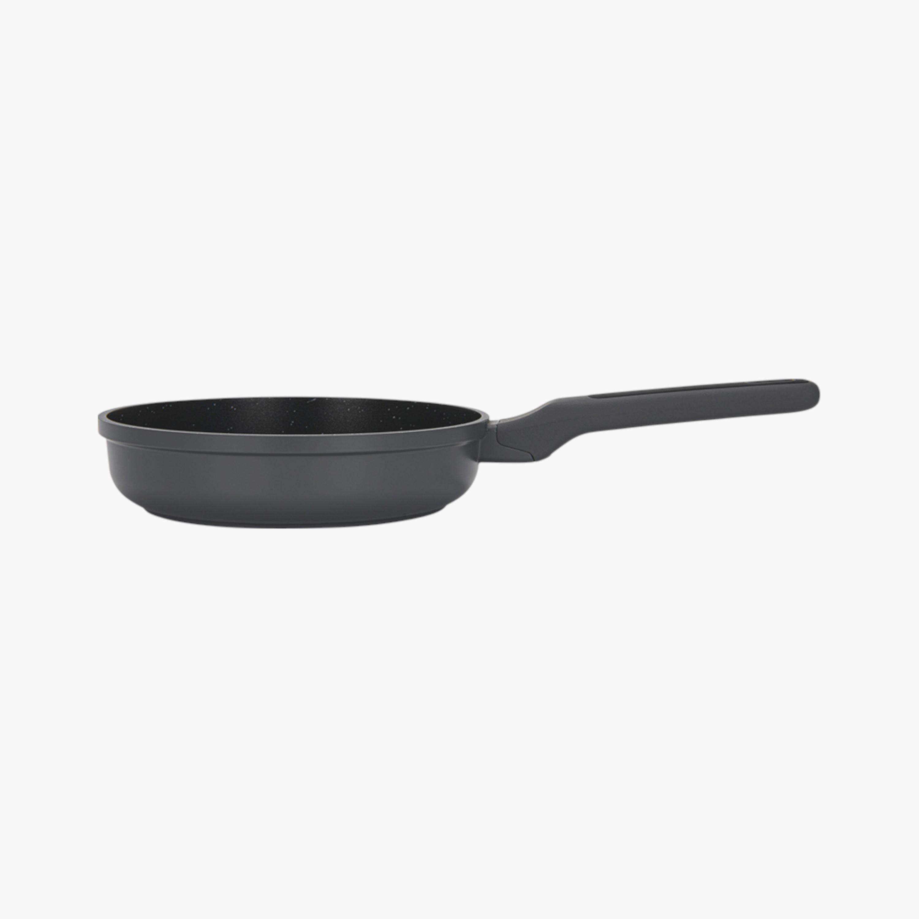 مقلاة ألومنيوم مصبوب غير لاصقة تيتانيوم برو من فيسمان - 22 سم-household-kitchen-cookware-potsandpans-image-6