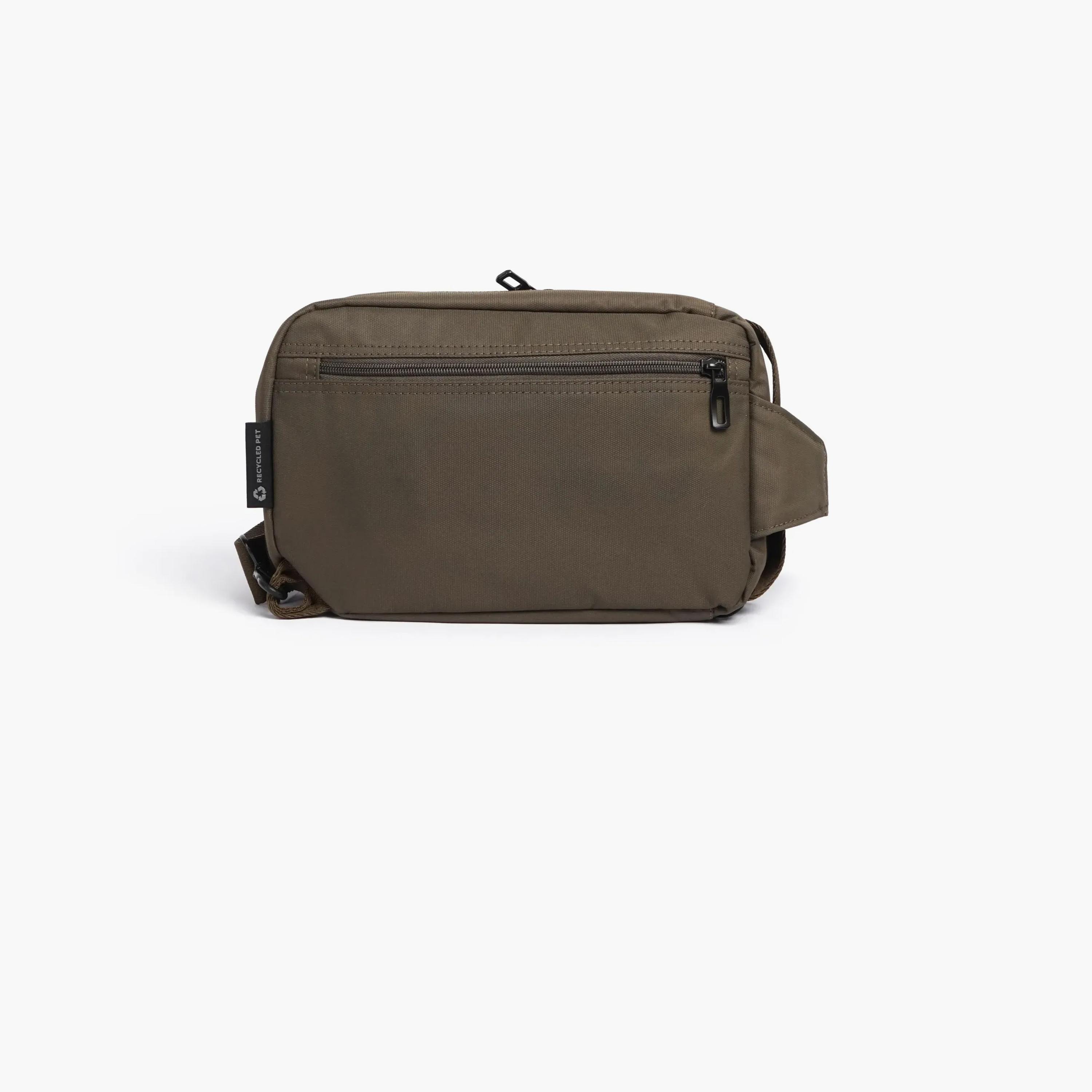 Discovery Downtown Solid Sling Bag with Zipper Closure and Detachable Strap-men-bags-image-2