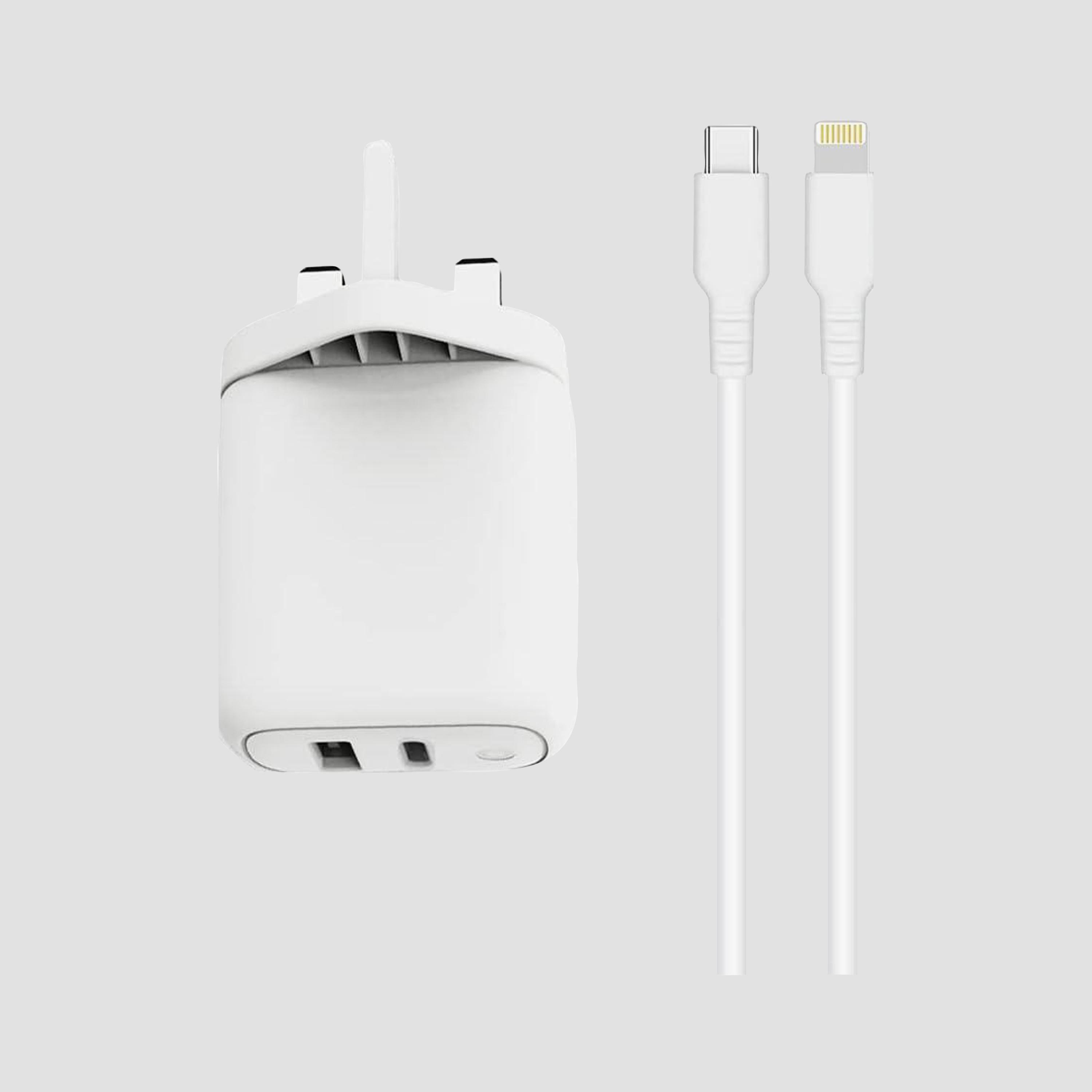 شاحن سفر تراندز TR-AD6489 مع كابل من النوع C إلى لايتنينج | TR-AD6489-electronics-accessories-mobileaccesories-image-1