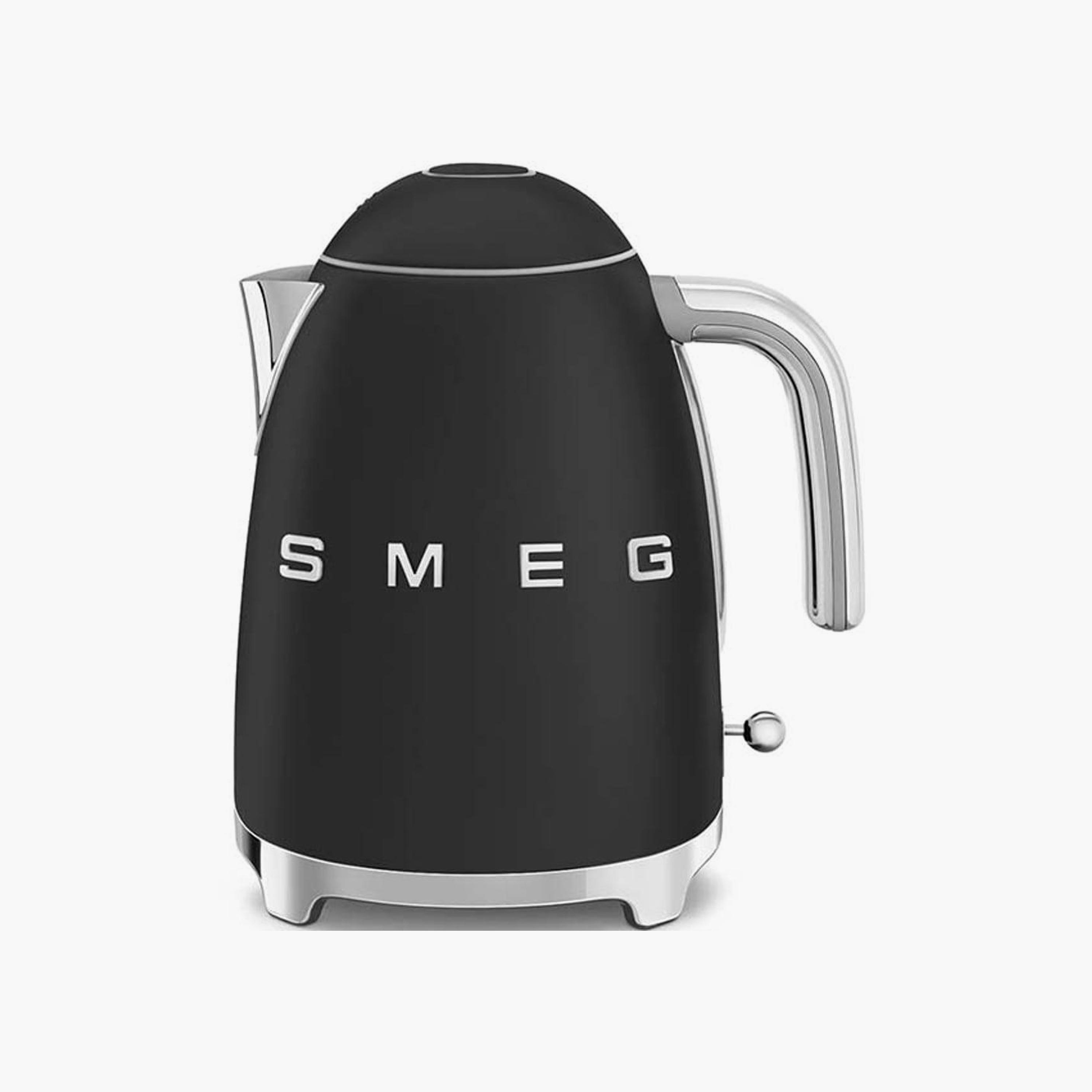 Smeg 50’s Retro Style Kettle Matt Black | KLF03BLMUK-household-appliances-kitchenappliances-electrickettles-image-2