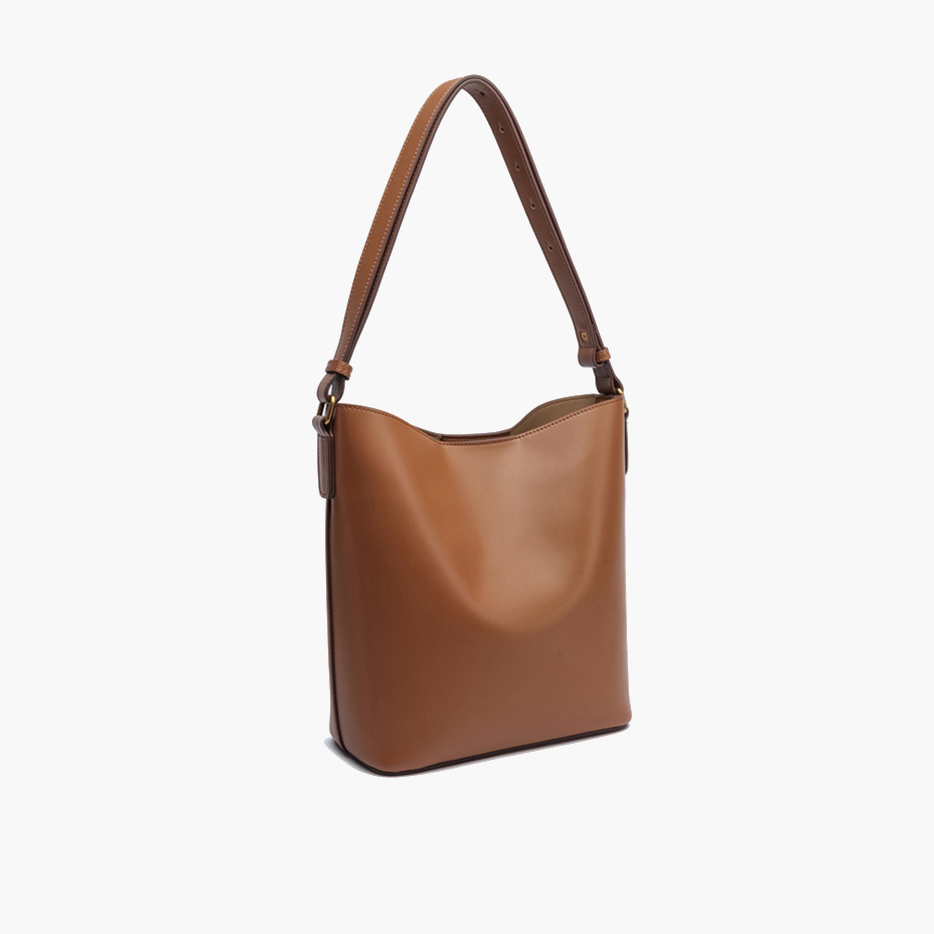 بي سي بي جي- شنطة كتف بقفل لولبي وحزام قابل للتعديل-women-bagsandwallets-handbags-image-3