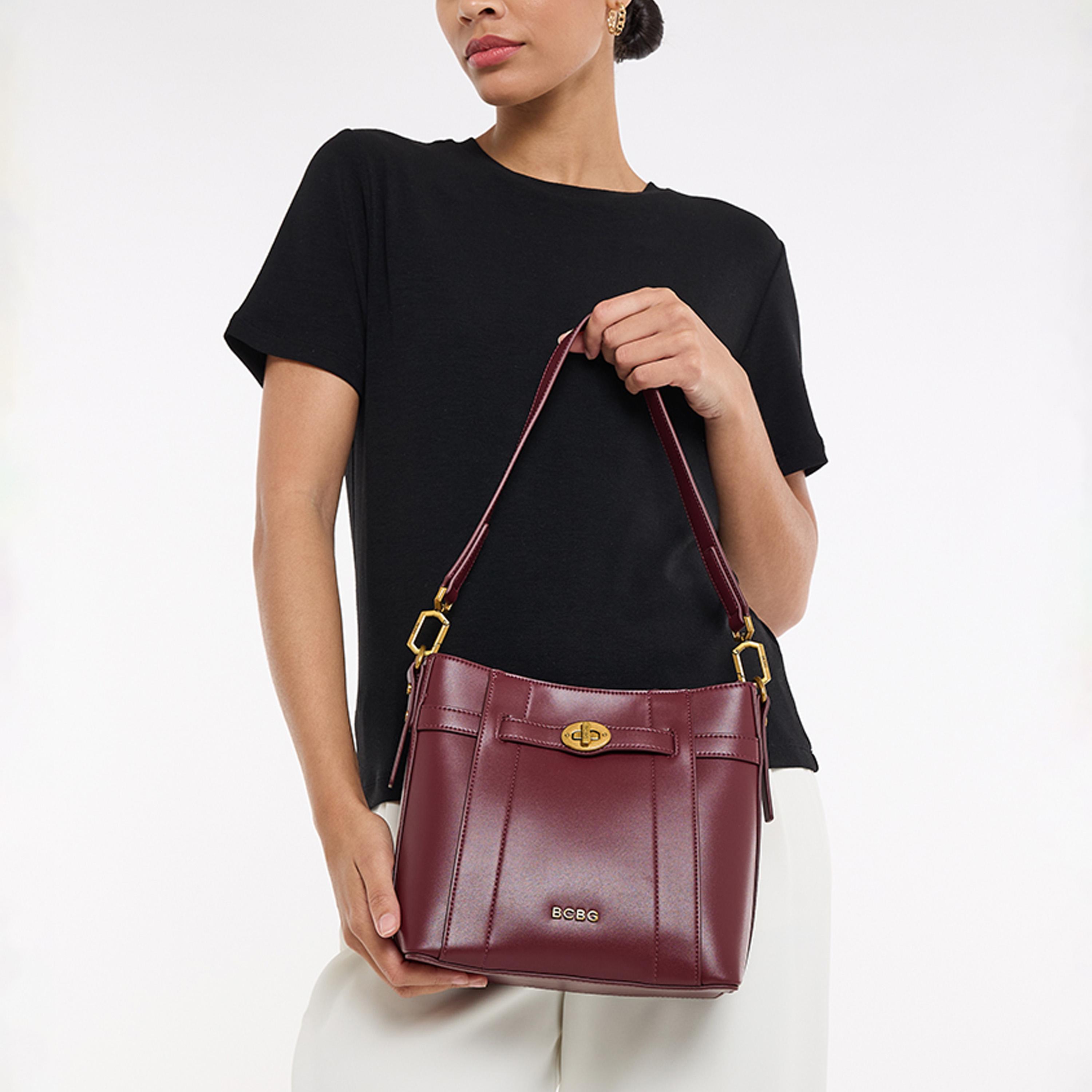 بي سي بي جي- شنطة كتف بقفل مغناطيسي وحزام قابل للتعديل-women-bagsandwallets-handbags-image-7