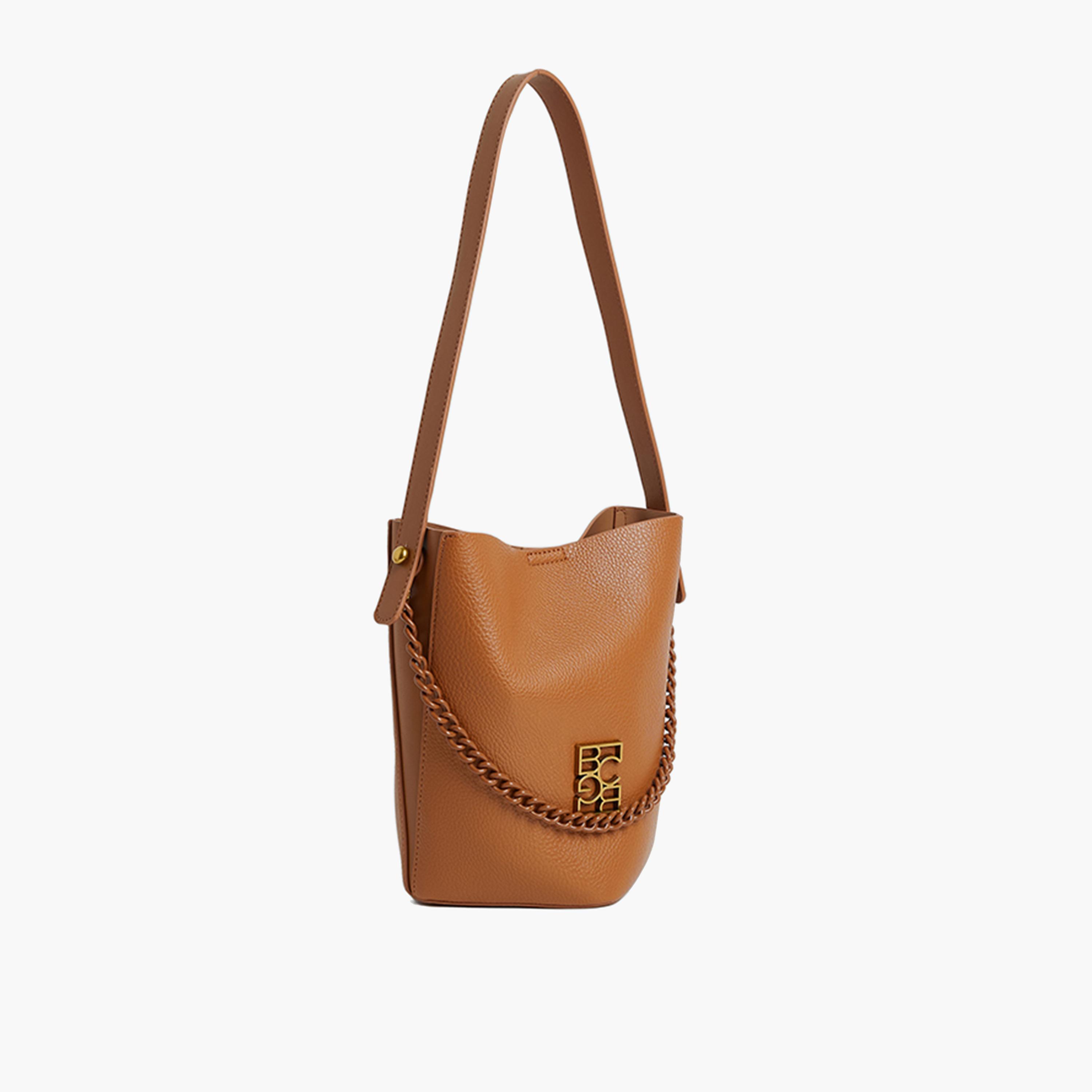 بي سي بي جي- شنطة كتف منقوشة بإغلاق مغناطيسي وحزام سلسلة-women-bagsandwallets-handbags-image-4