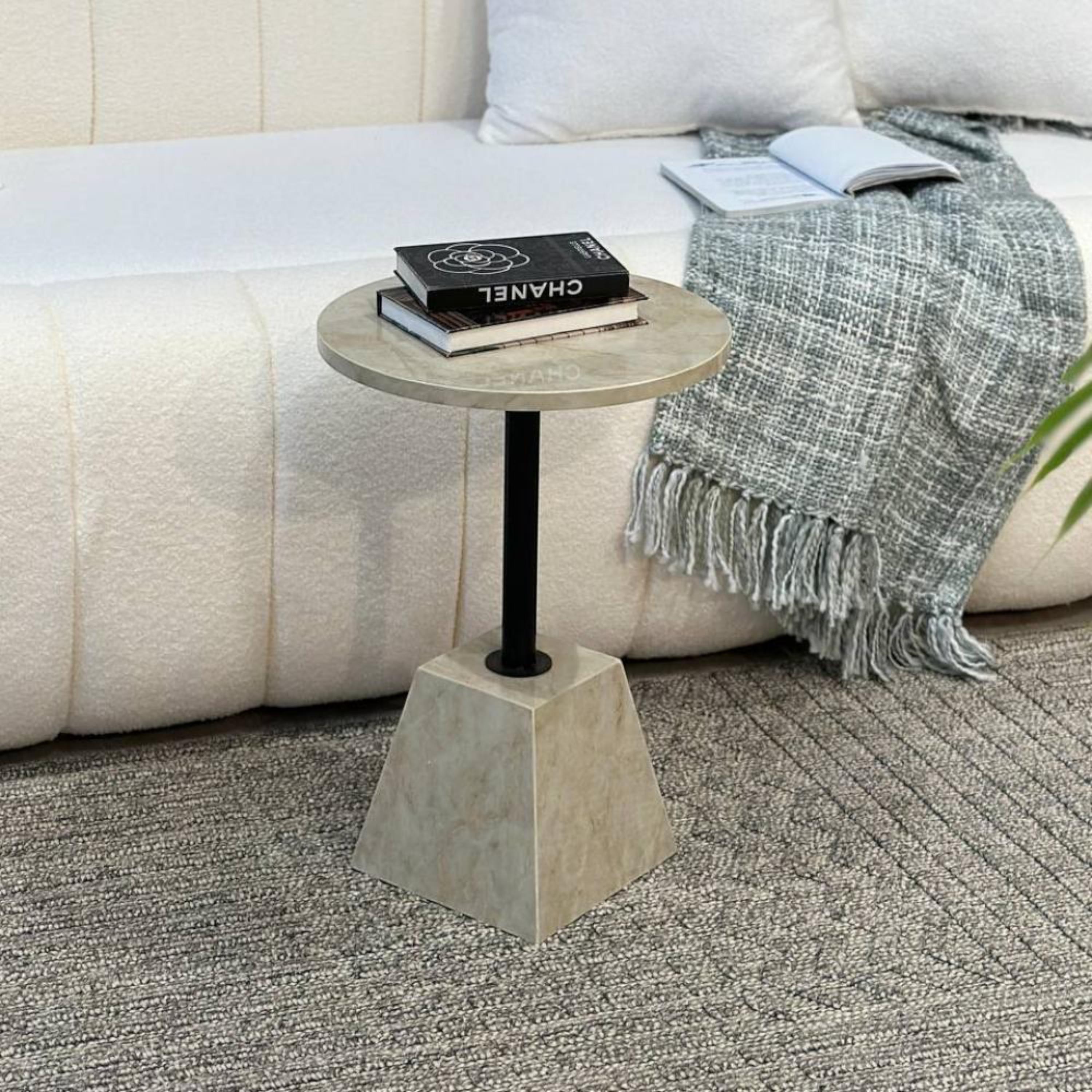 Round Accent Table - 36x36x53 cms-furniture-livingroom-sideandendtables-image-2