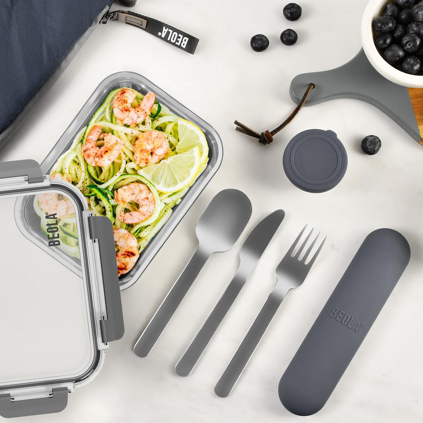 طقم أدوات مائدة ستانلس ستيل 3 قطع مع حافظة سيليكون من بيولا-school-lunchessentials-lunchboxes-image-3