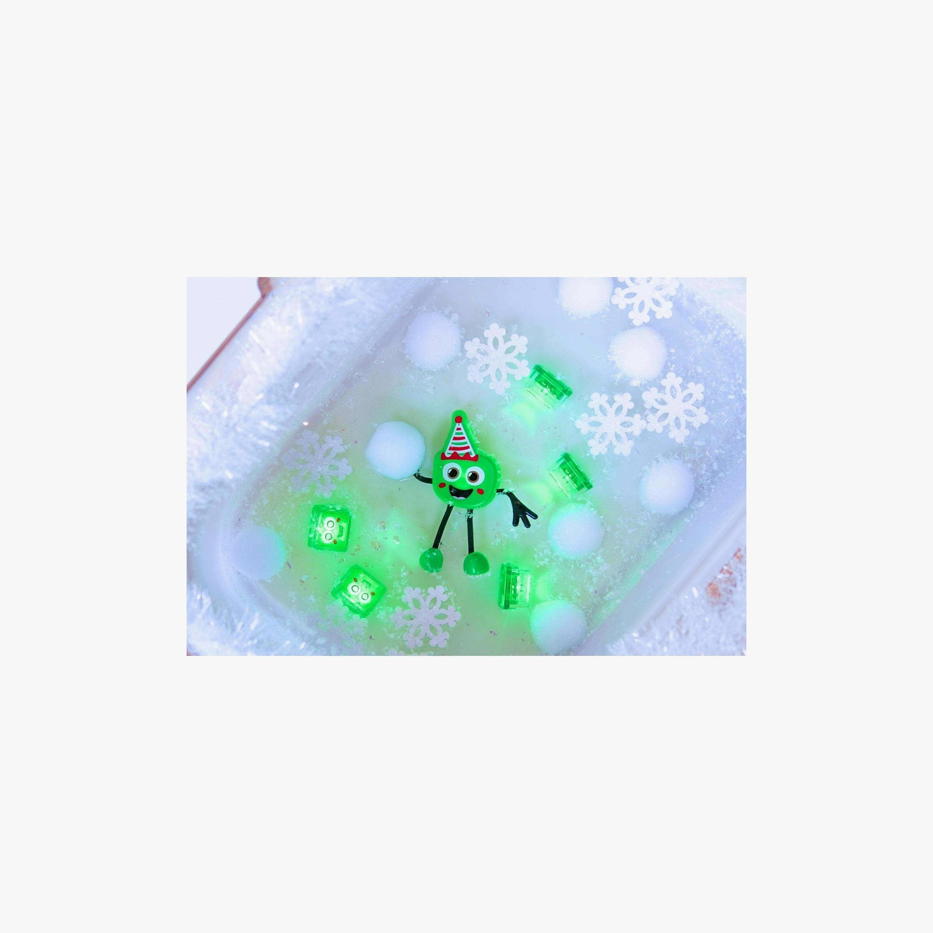 Glo Pals 4-Piece Christmas Light Up Bath Glow Cubes-toys-babyandtoddlertoys-bathtoys-image-5