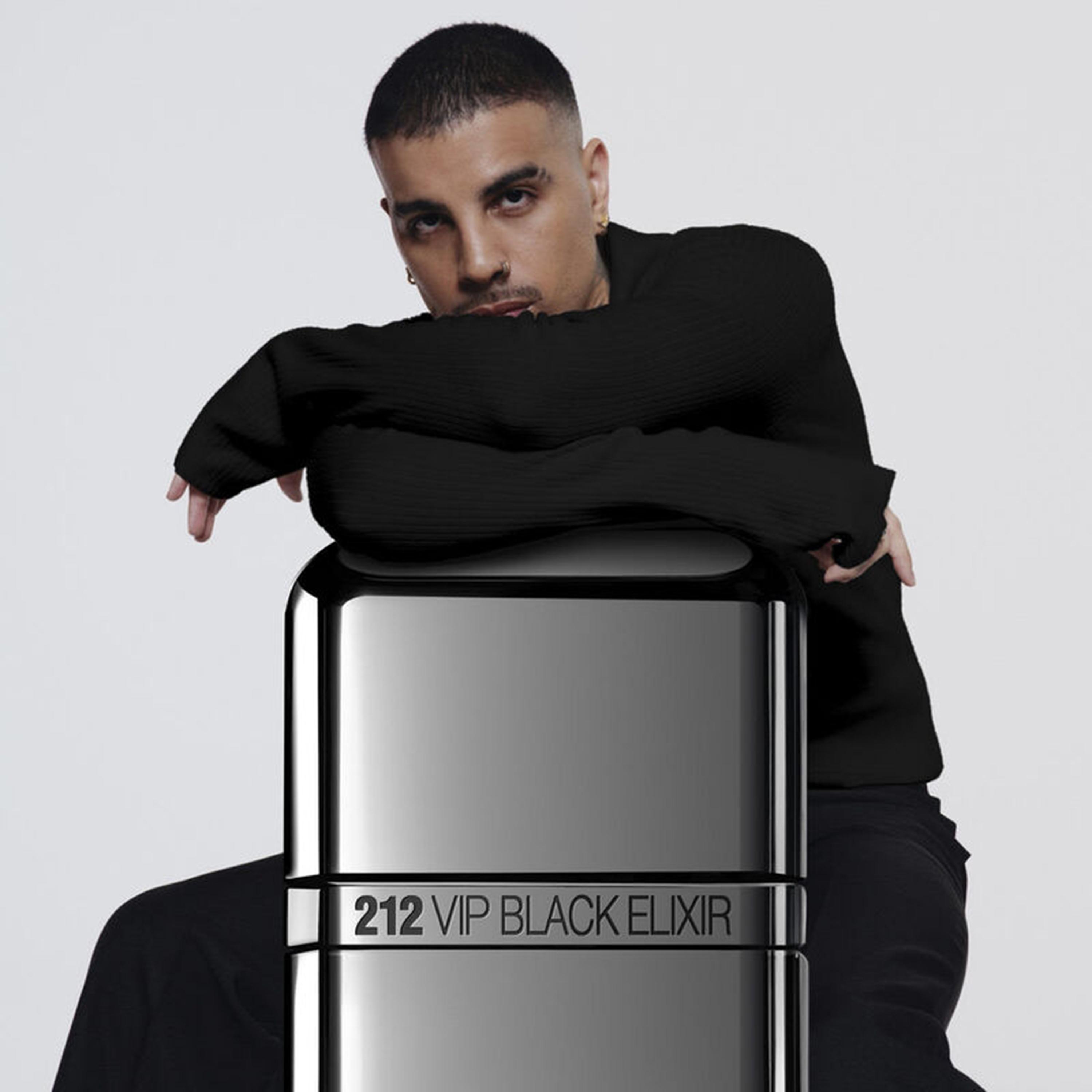 Carolina Herrera 212 VIP Black Eli-ir Eau de Parfum for Men - 50 ml-beautyandpersonalcare-fragrance-men-image-4