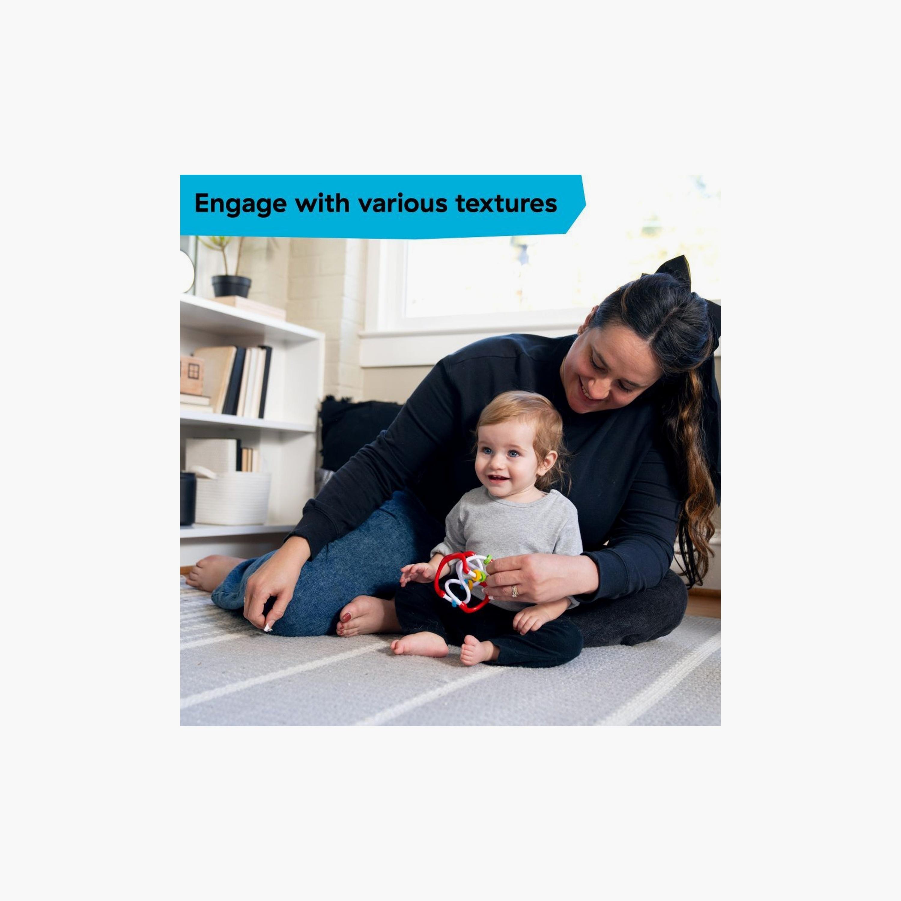 كرة حسية سلايد آند سويرل من بيبي آينشتاين-toys-babyandtoddlertoys-learningtoys-image-6