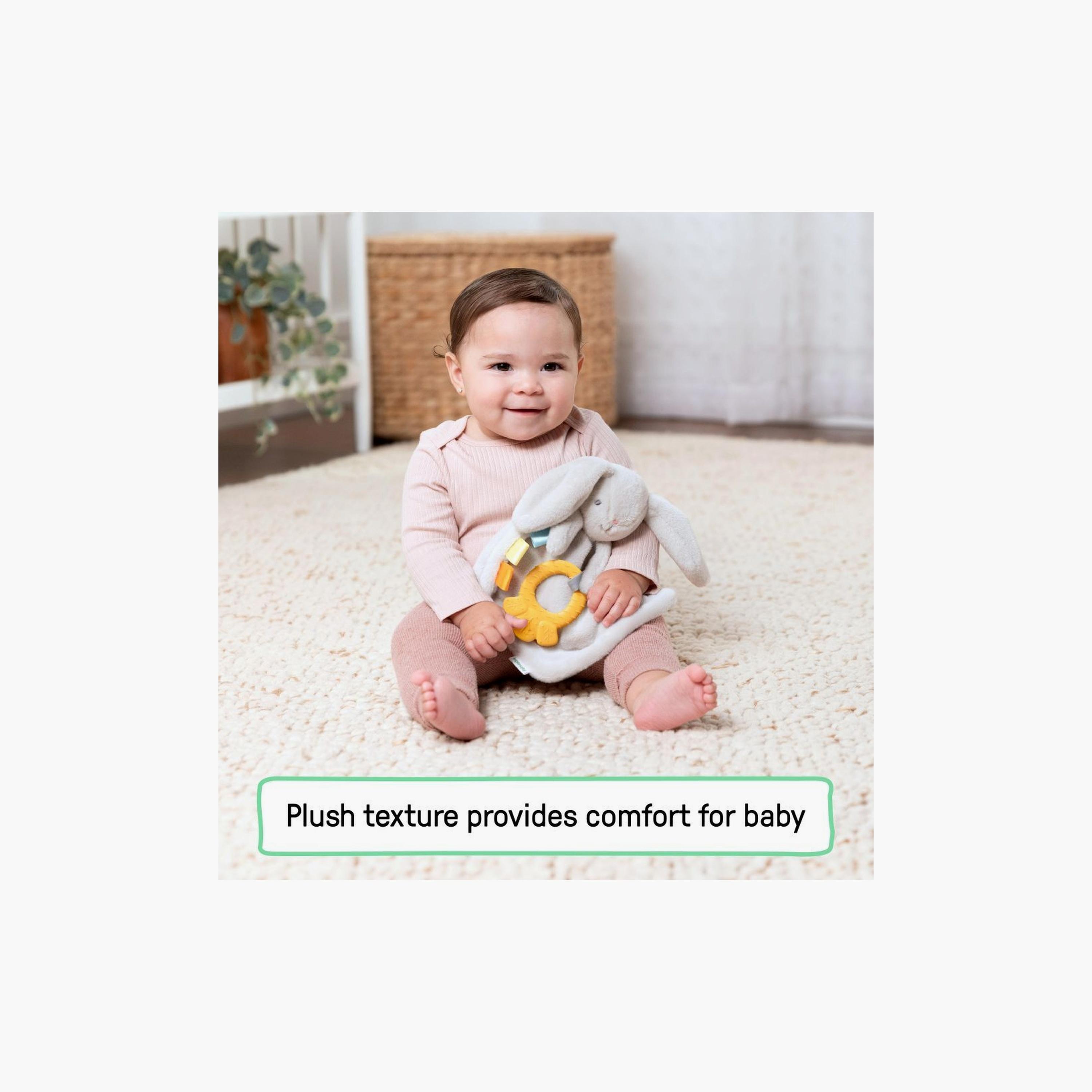 لعبة قطيفة وعضاضة كوزي سيلفي من إنجينويتي-toys-babyandtoddlertoys-rattlesandteethers-image-4