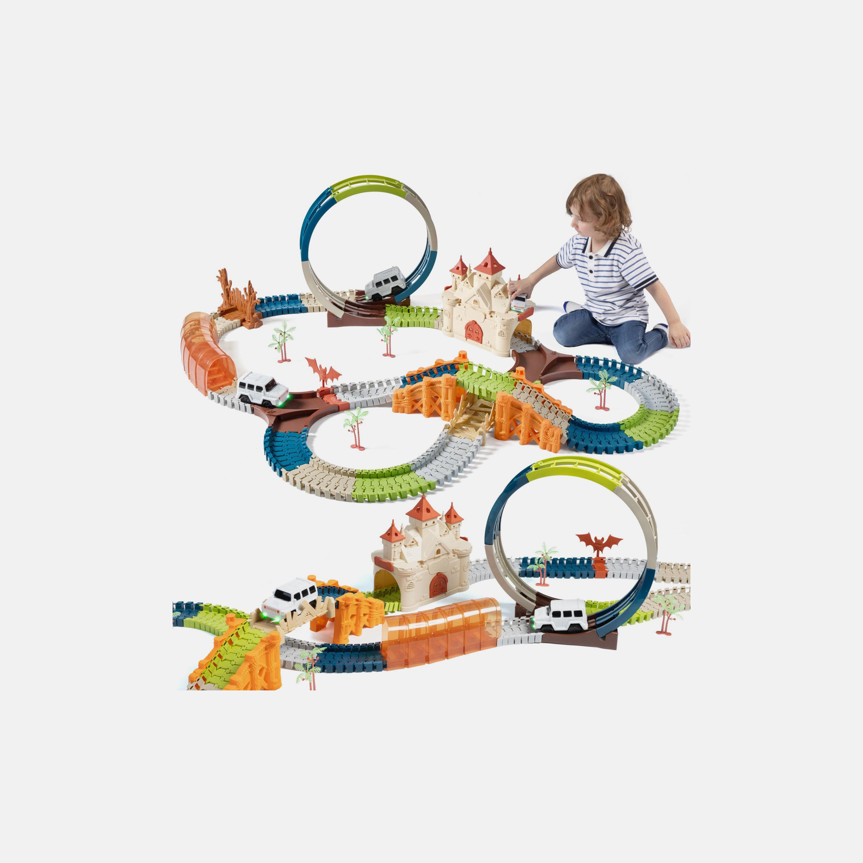 مركبات لعبة مسار سباق مع منزل سحري ونفق وسيارتين كهربائيتين مضيئتين من توماما-toys-playvehicles-vehicleplaysets-image-2