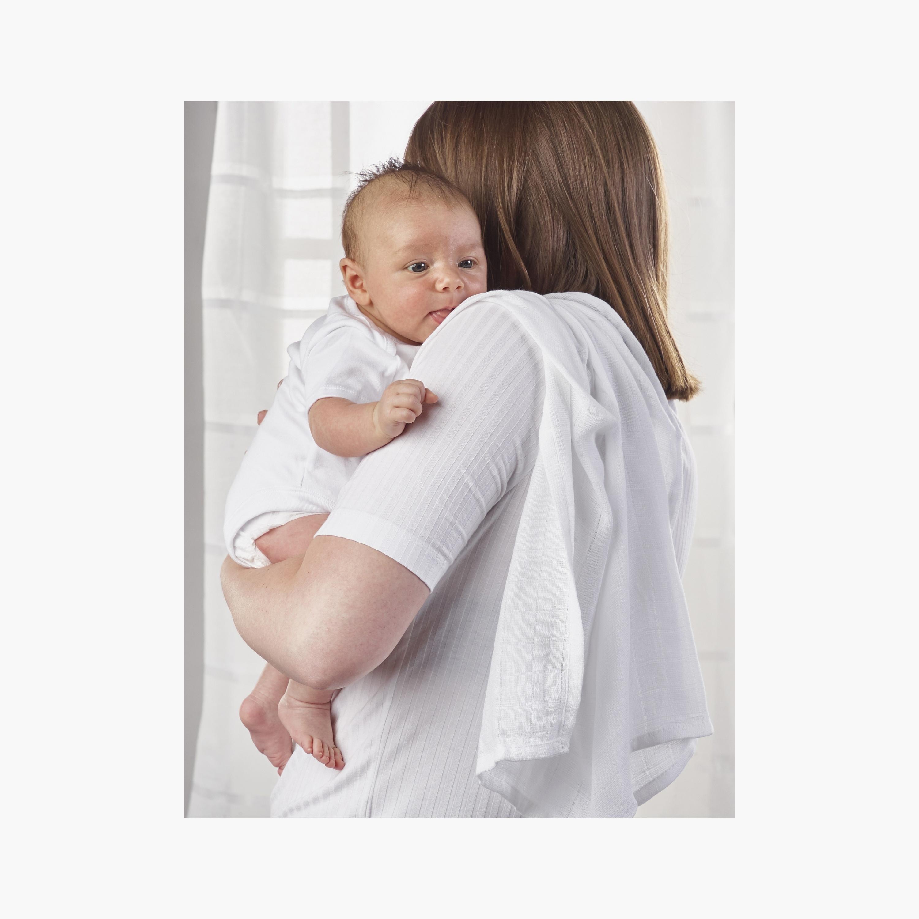 Kinder Valley 3-Piece Muslin Blankets - White-baby-nursery-blanketsandswaddles-blanketsandquilts-image-4