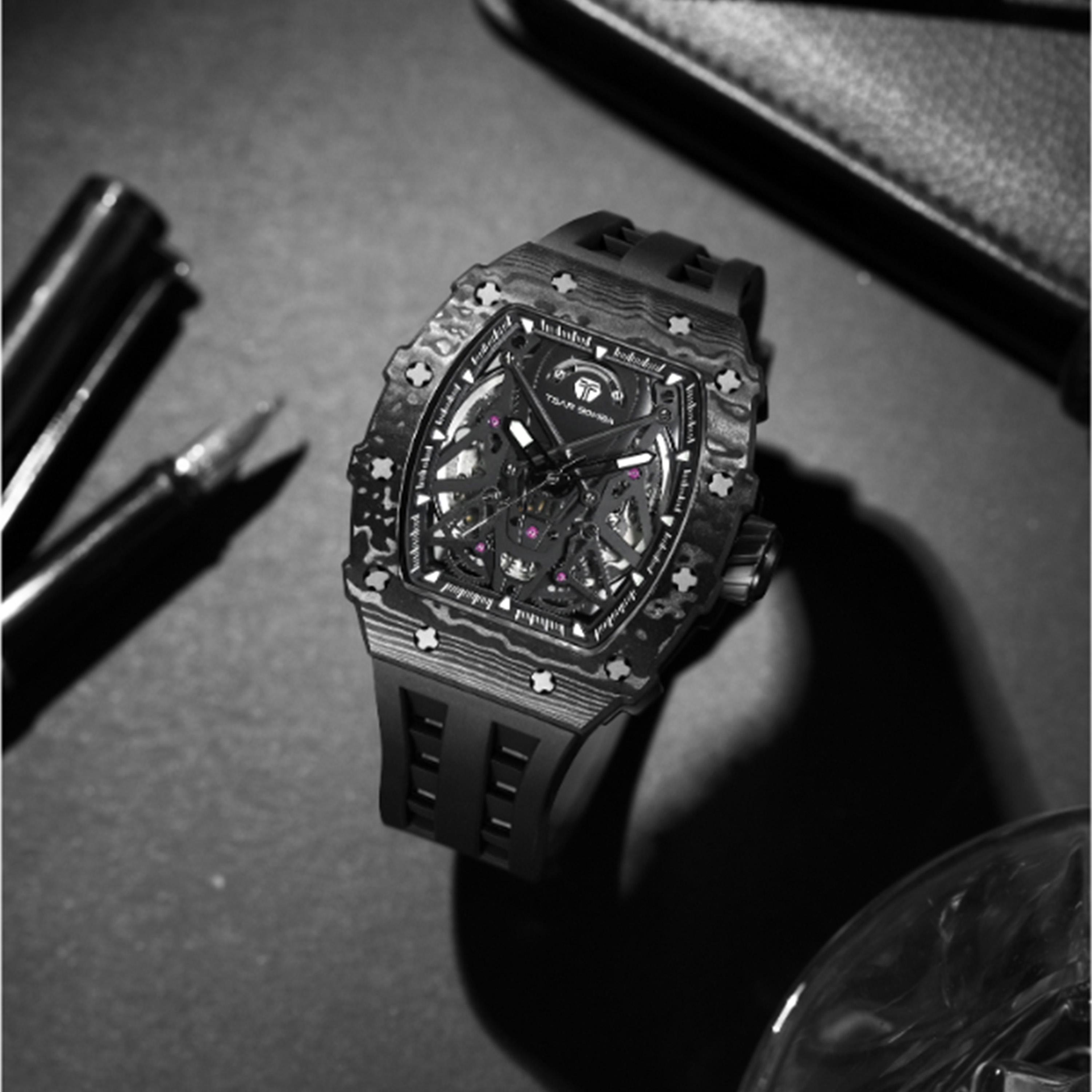 ساعة سيليكون أوتوماتيكية بقرص أسود من تسار بومبا-men-watchesandjewellery-watches-image-5