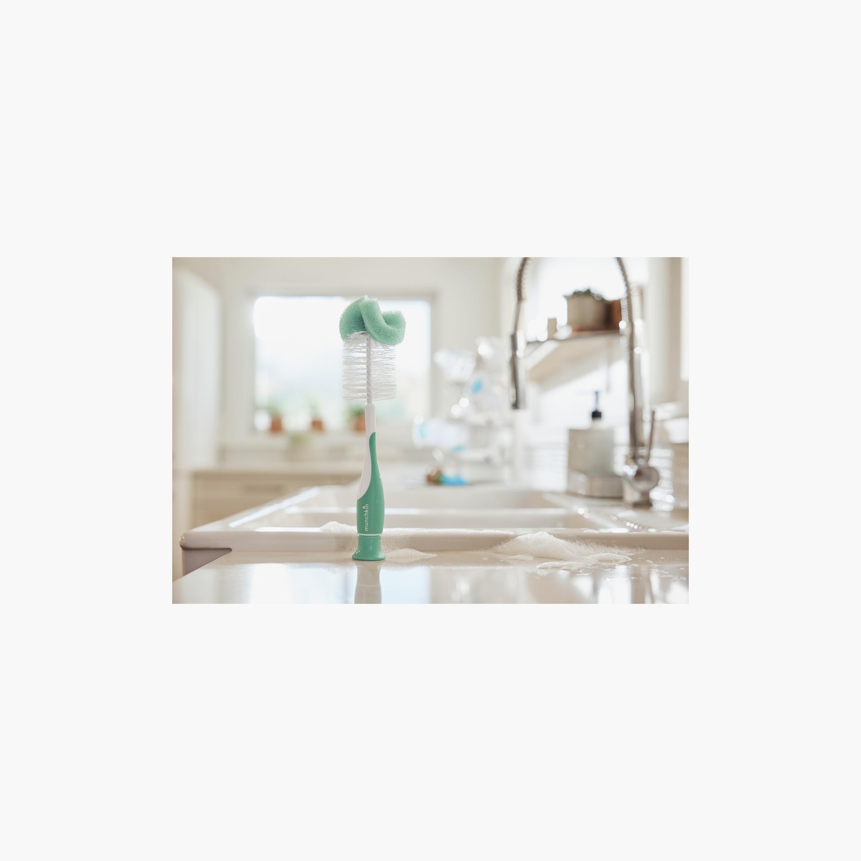 Munchkin Sponge Bottle Brush-baby-feeding-accessories-image-3