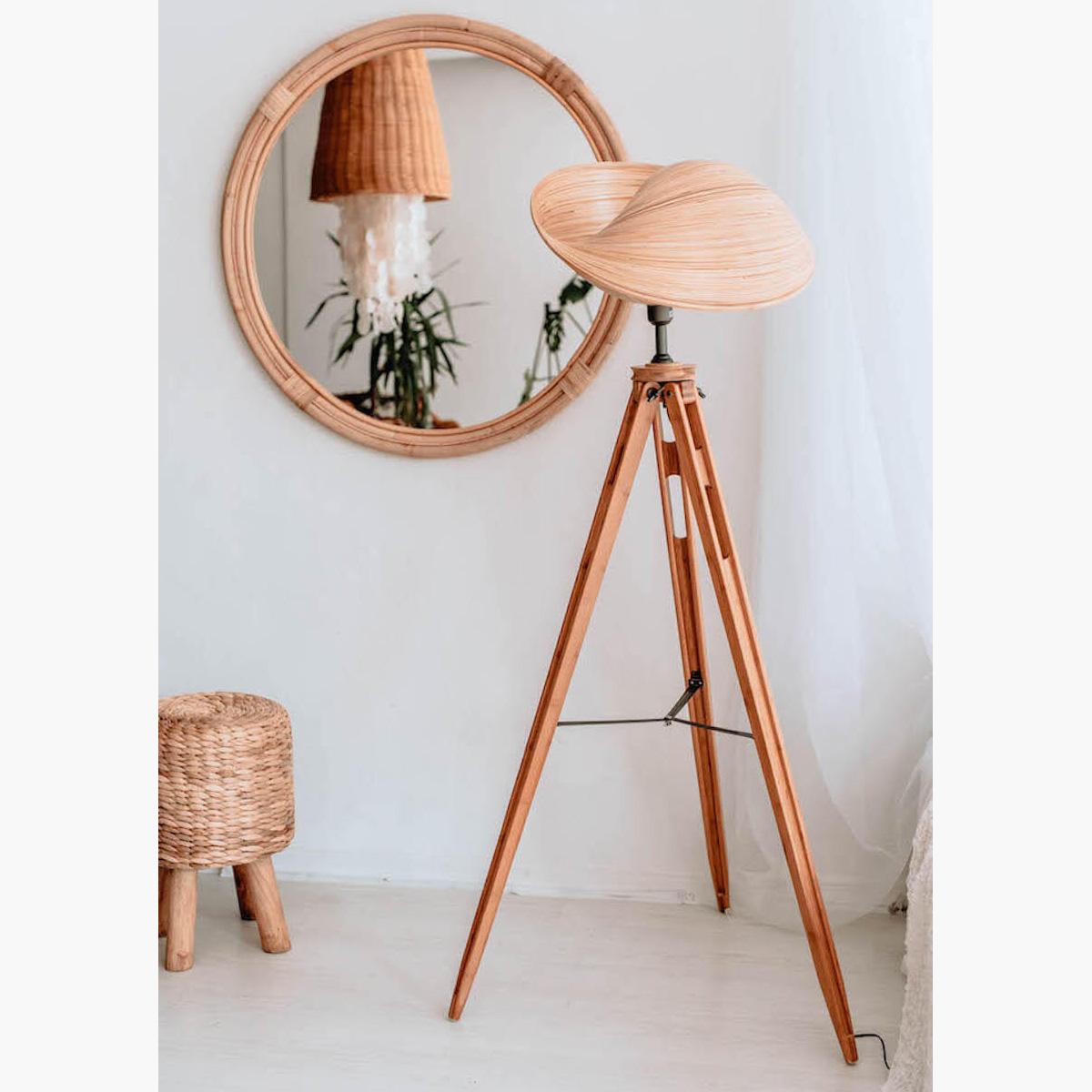 Wave Bamboo Tripod Floor Lamp - 160 cm