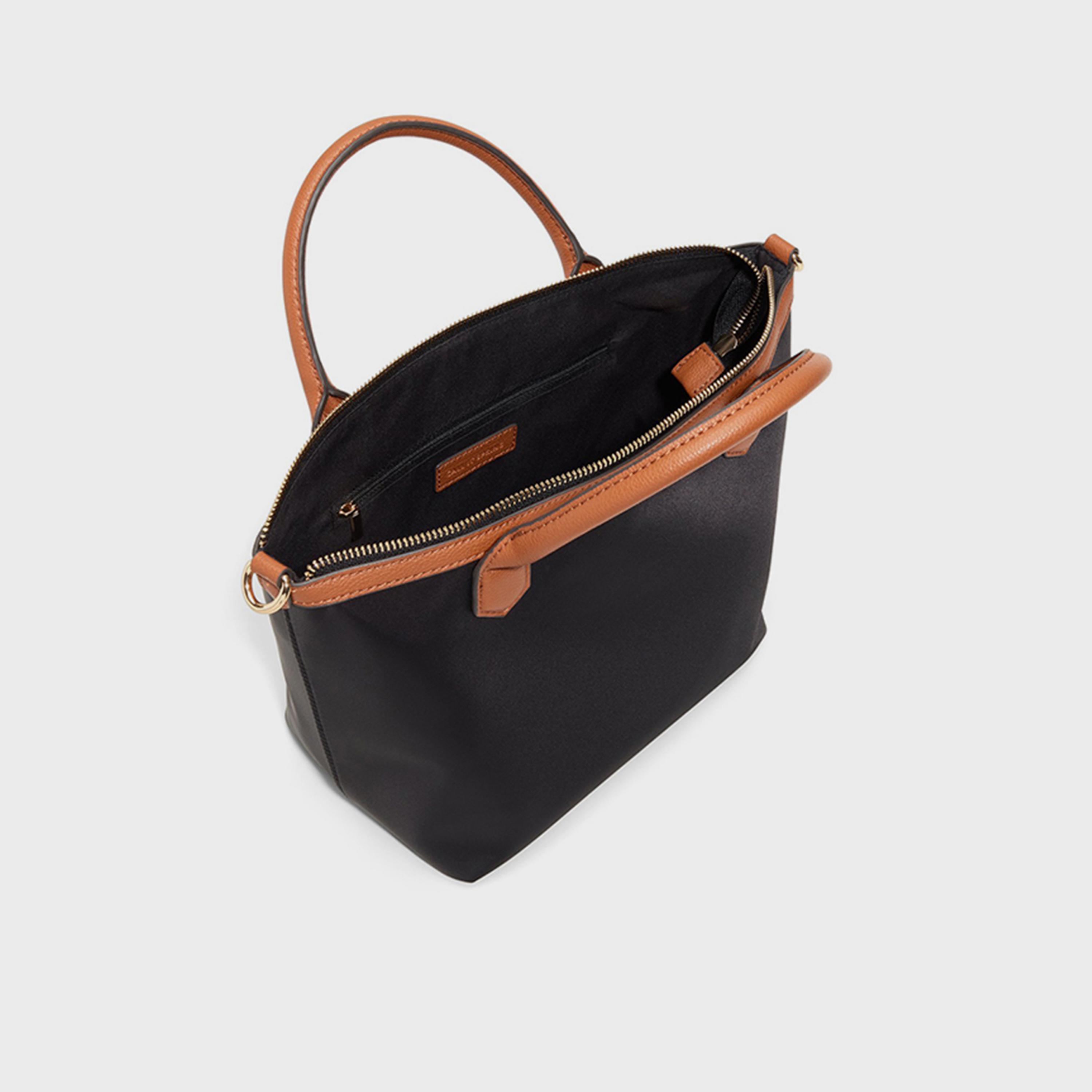 كول ات سبرينغ- شنطة كتف سادة إغلاق بسحاب مقبض مزدوج | 39 × 22 × 14 سم-women-bagsandwallets-handbags-image-3