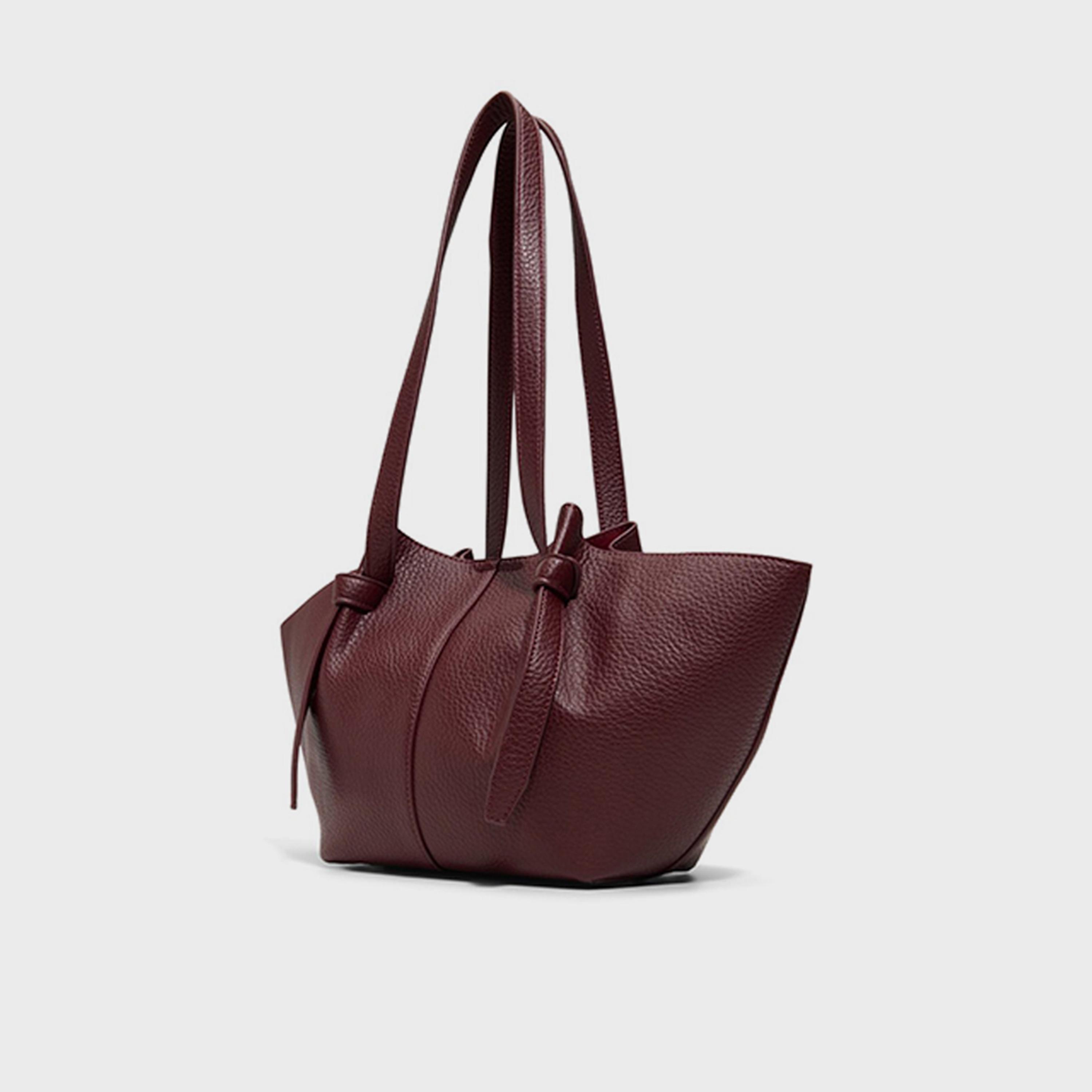 كول ات سبرينغ- شنطة كتف منقوشة إغلاق مغناطيسي مقبض مزدوج | 41 × 19 × 12 سم-women-bagsandwallets-handbags-image-2