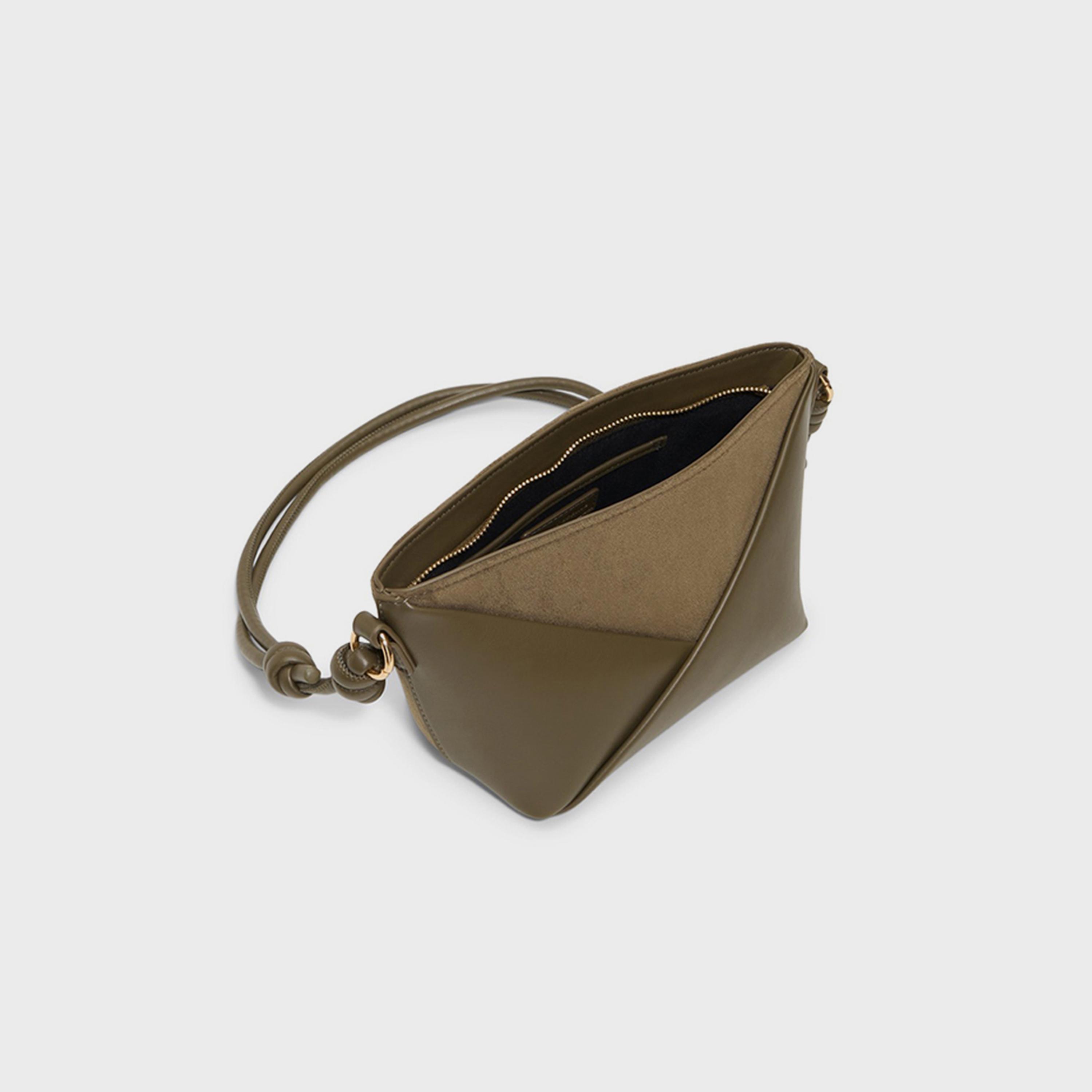 كول ات سبرينغ- شنطة صدر منقوشة إغلاق بسحاب | 27 × 16 × 11 سم-women-bagsandwallets-handbags-image-6