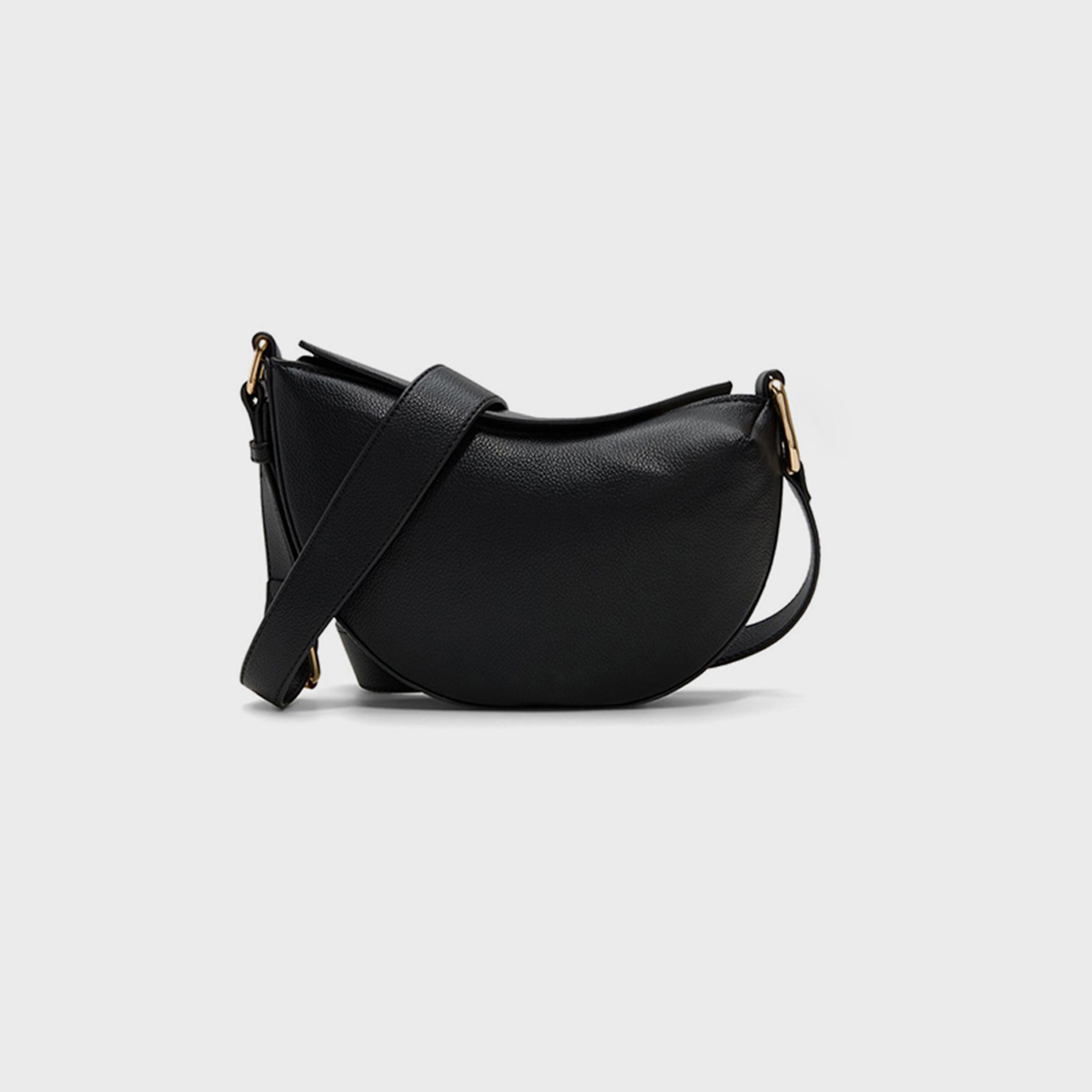 كول ات سبرينغ- شنطة كروس منقوشة إغلاق مغناطيسي وحزام قابل للتعديل | 26 × 22 × 11 سم-women-bagsandwallets-handbags-image-7