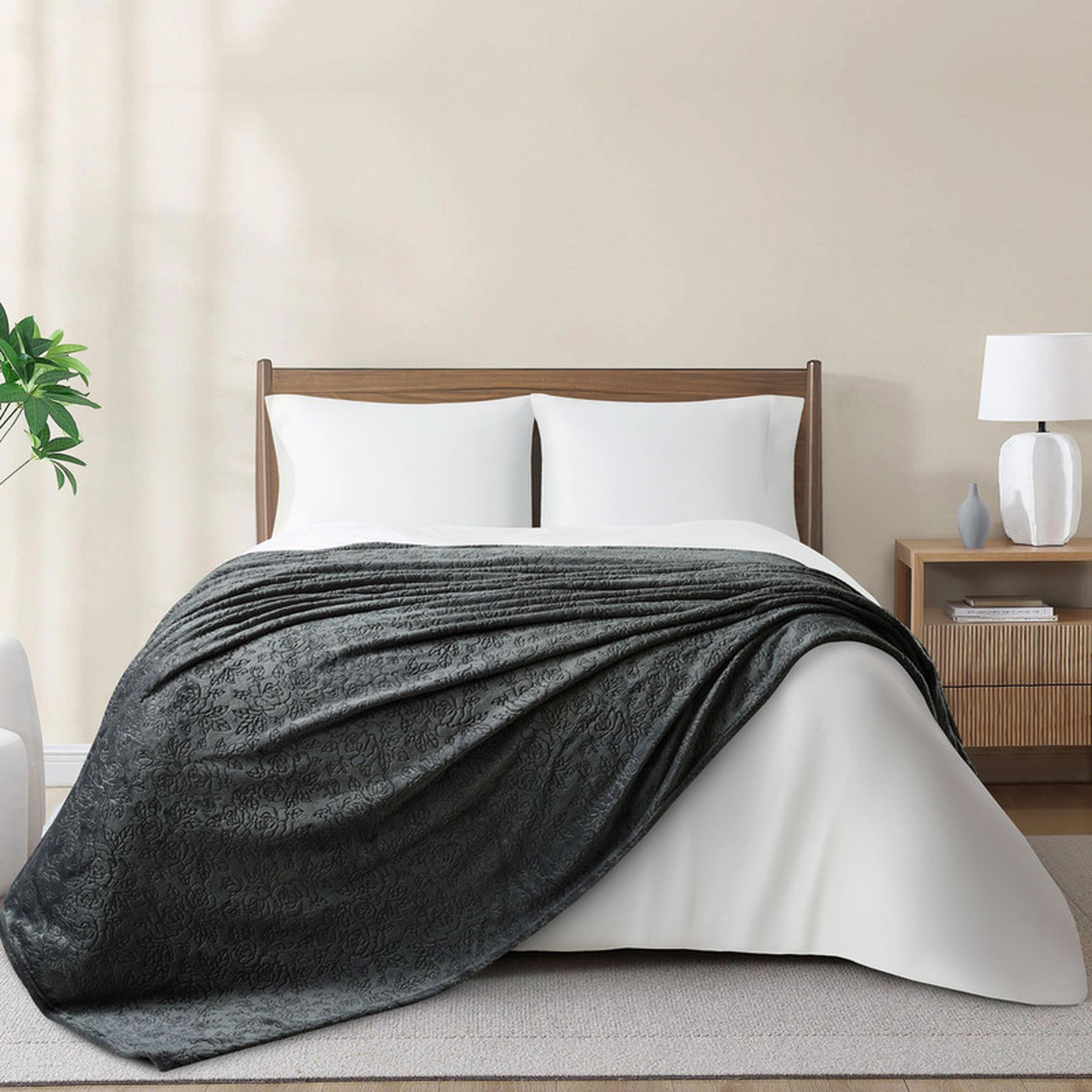 Floral Textured Fleece King Blanket - 210x240 cms-household-bedding-blankets-image-1