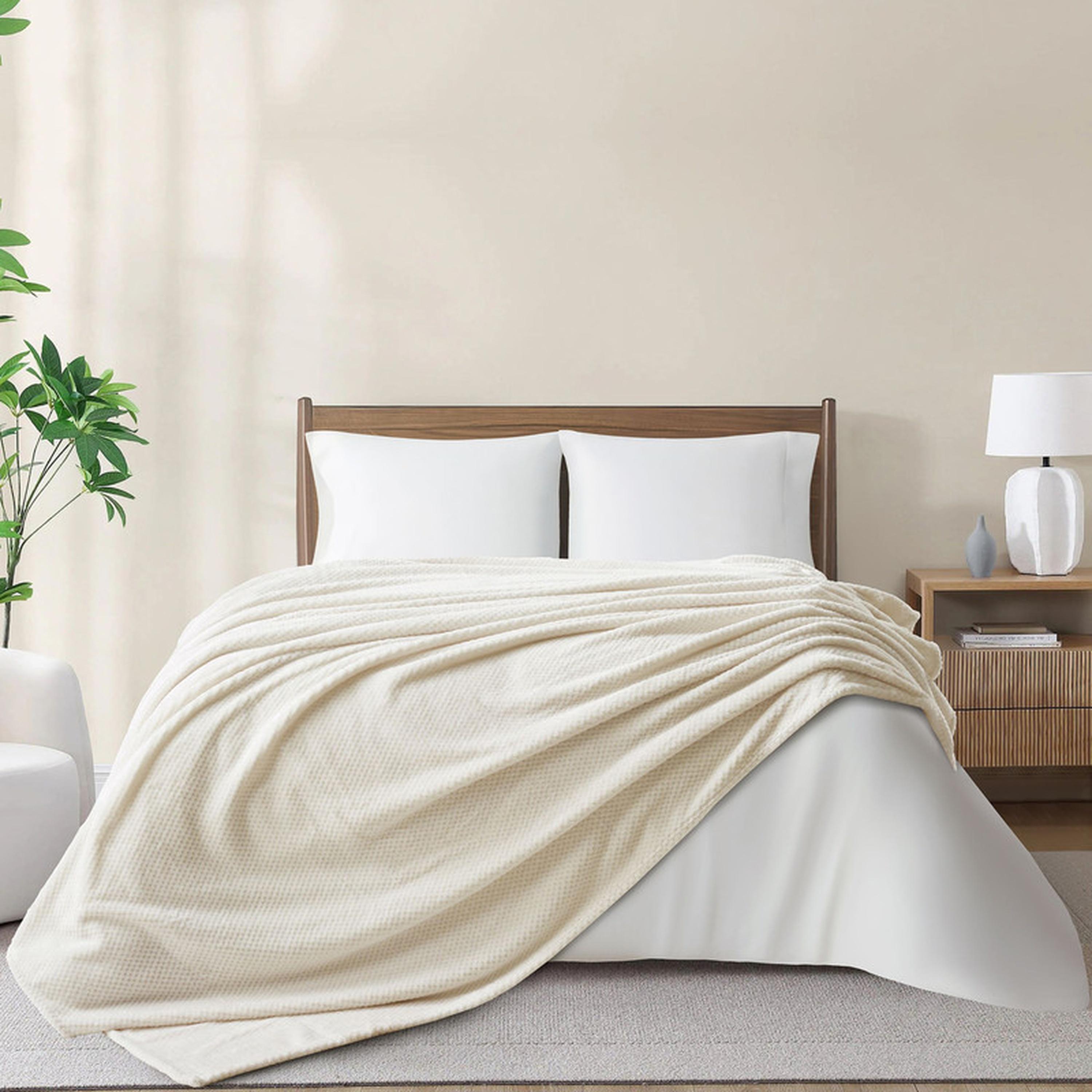 Waffle Textured Fleece King Blanket - 210x240 cms-household-bedding-blankets-image-1