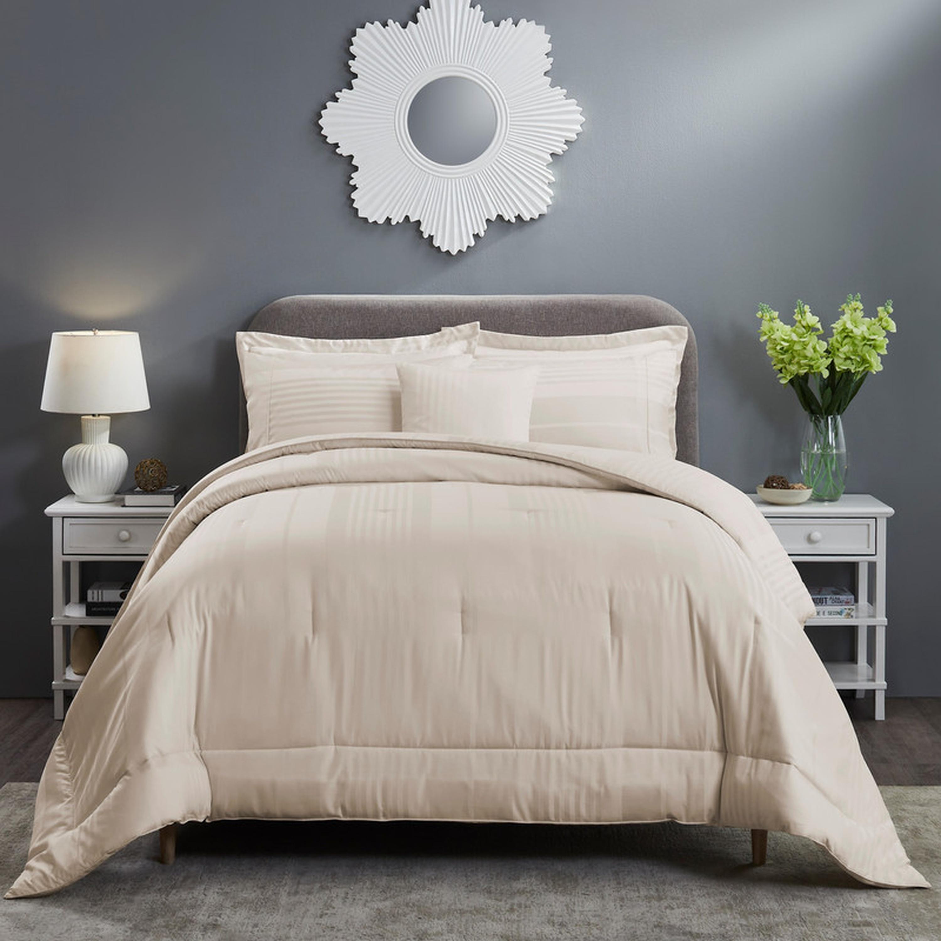 طقم لحاف كينج 6 قطع بعدد خيوط 300 من دونتيلا - 240×260 سم-household-bedding-comfortersandbedspreads-comforters-image-58