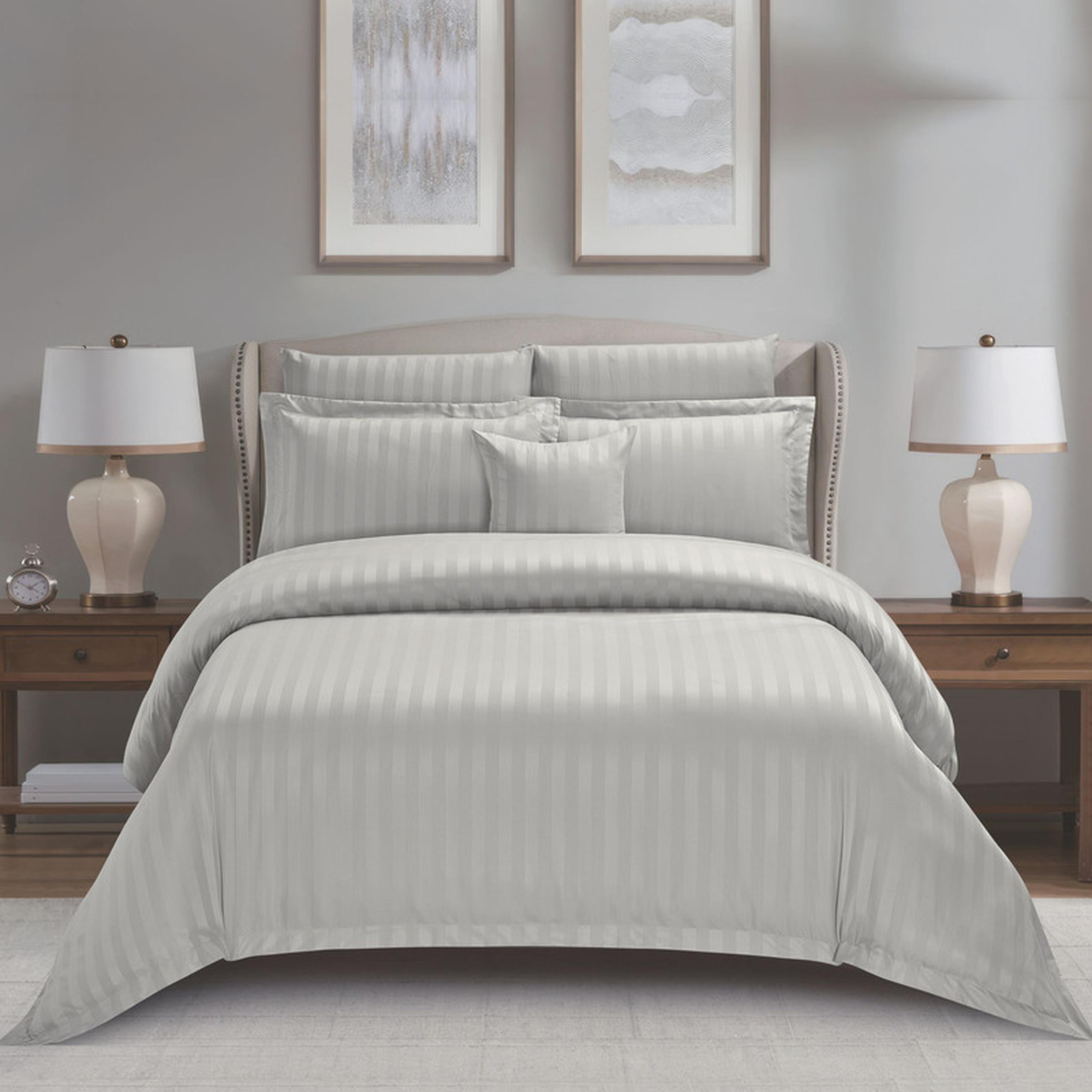 Striped 8-Piece King Comforter Set - 240x260 cms-household-bedding-comfortersandbedspreads-comforters-image-1