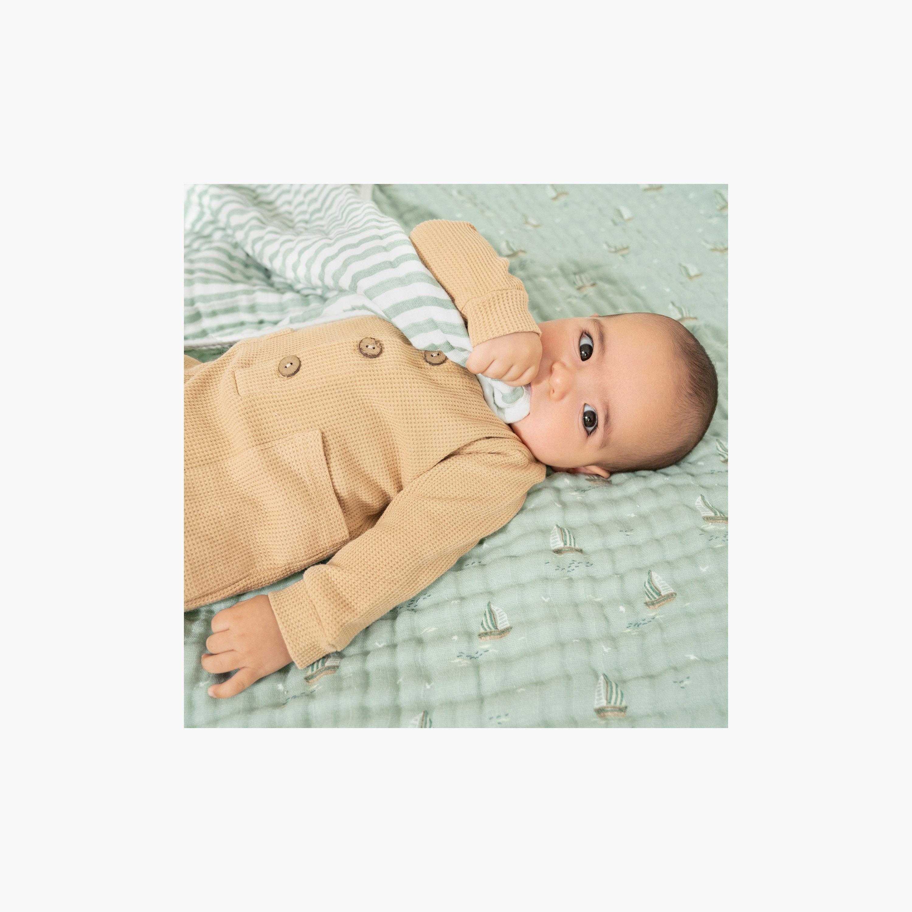 بطانية من الموسلين القطني العضوي دريم من أدين + أنيس - سيلنج سيز-baby-nursery-blanketsandswaddles-blanketsandquilts-image-4