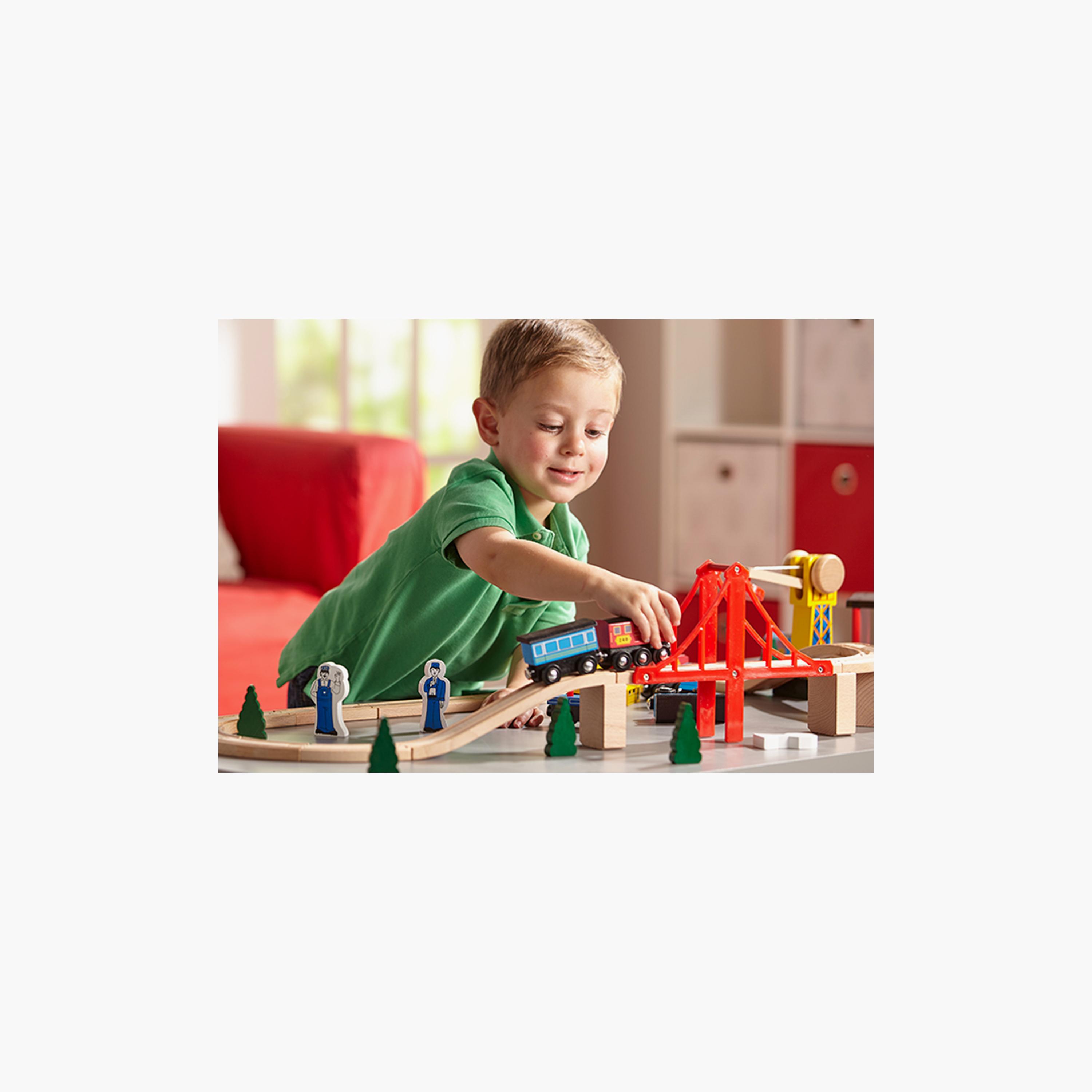 Melissa & Doug Wooden Railway Set-toys-playvehicles-vehicleplaysets-image-4