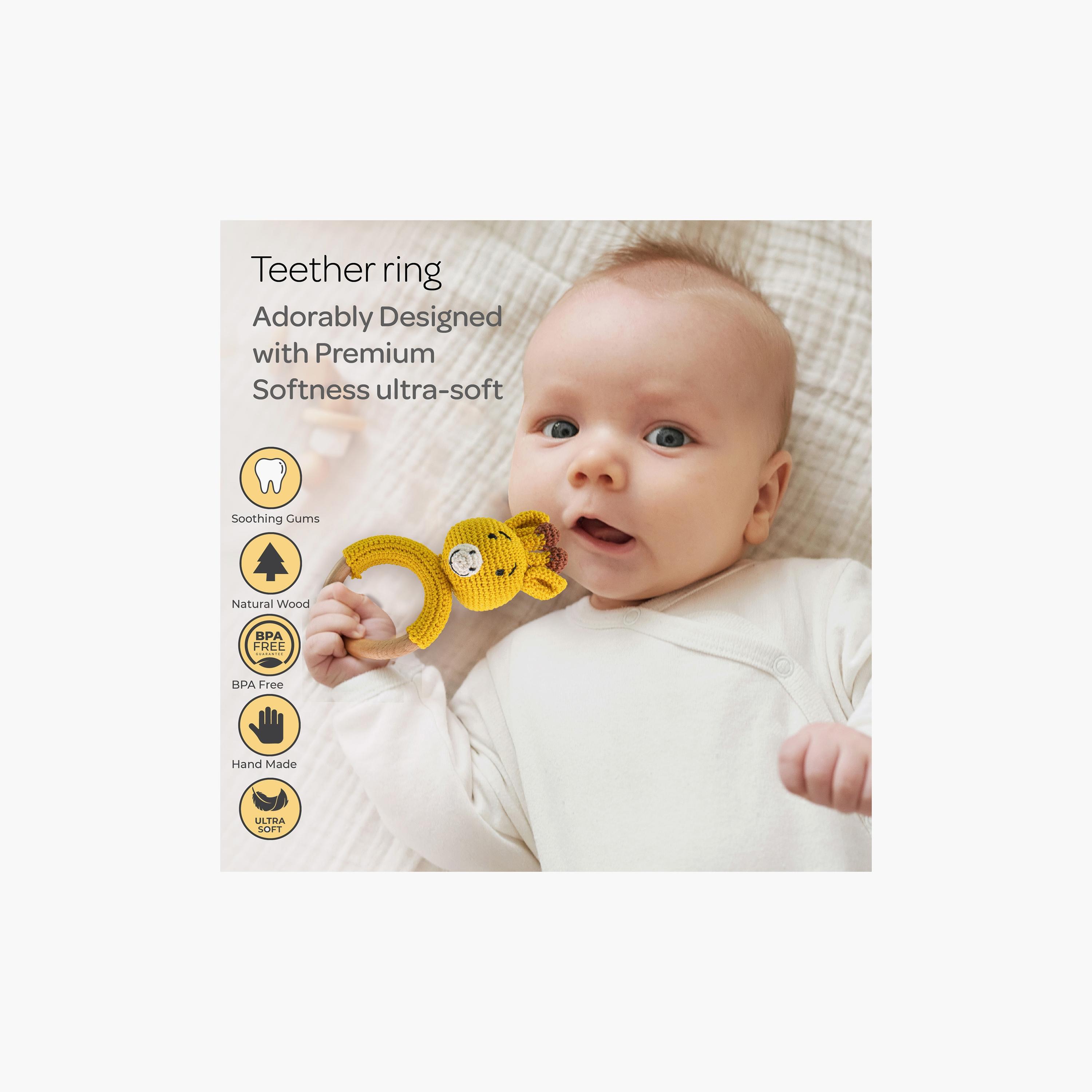خشخيشة على شكل حلقة مصنوعة يدوياً من الكروشيه من مون - بتصميم زرافة-toys-babyandtoddlertoys-rattlesandteethers-image-5
