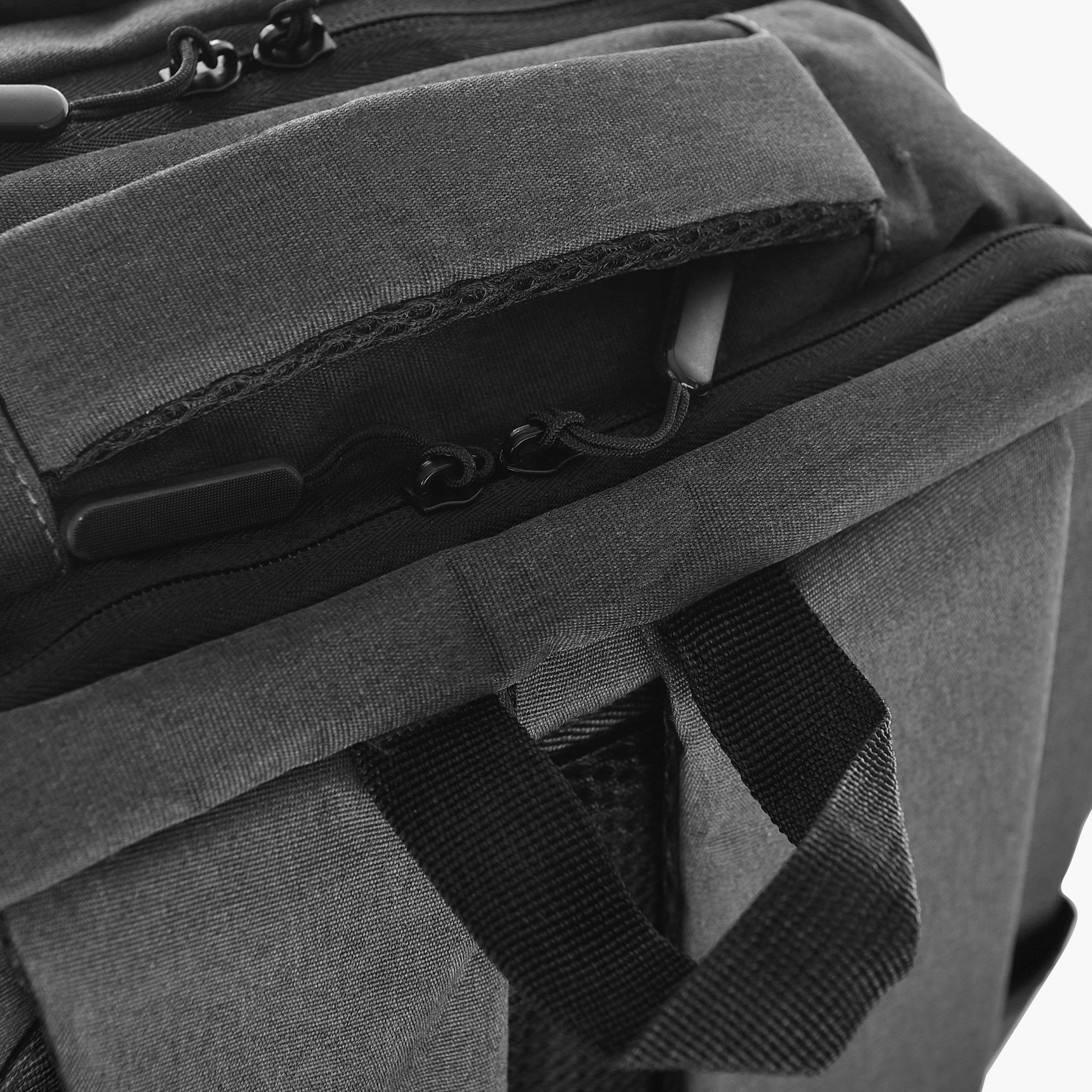 Track 15.7 Inches Laptop Bag with Adjustable Strap, Polyester | HC621-15.7-travel-luggagesandbags-backpacks-image-8