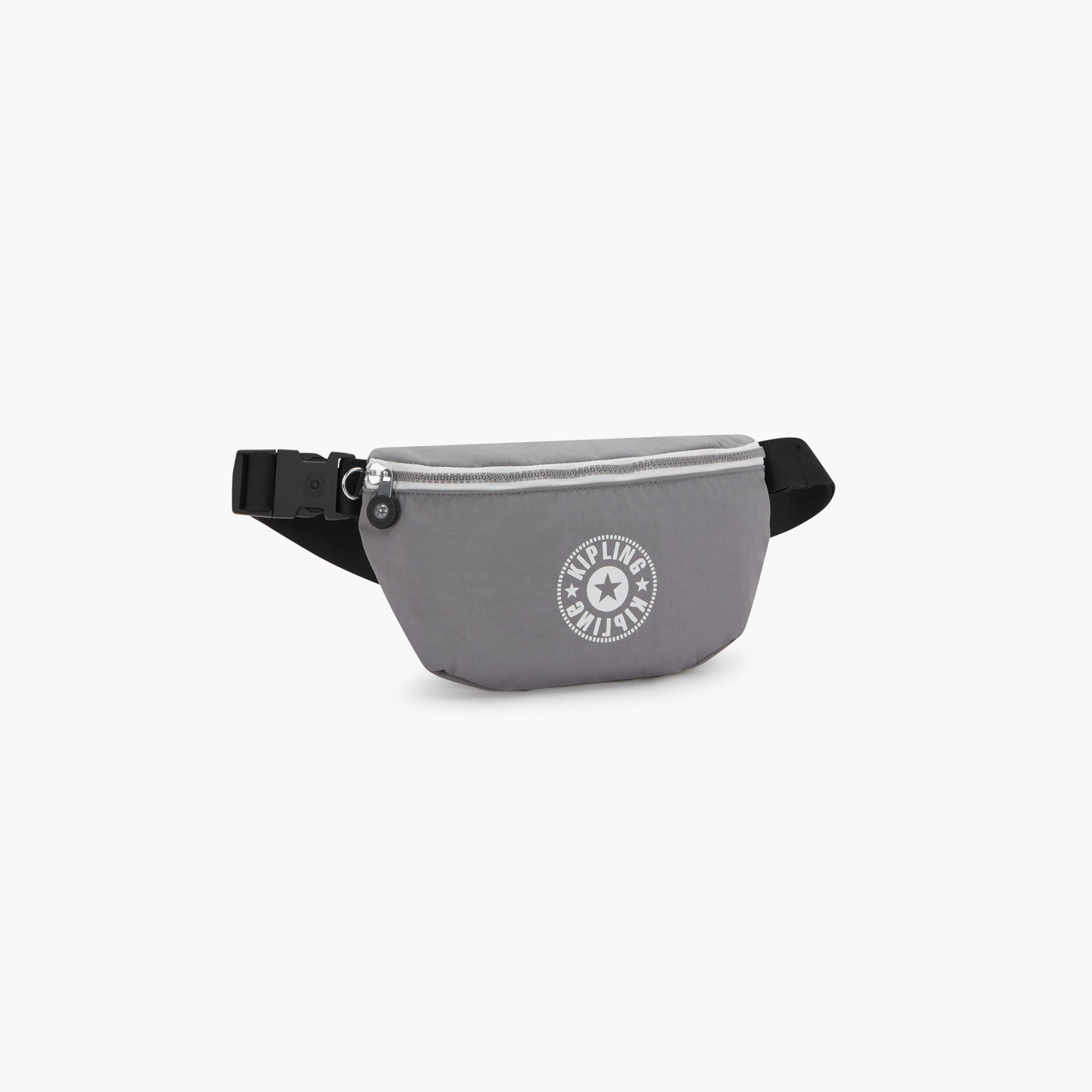 كيبلينج - شنطة خصر فريش لايت سادة بسحاب وحزام قابل للتعديل | ٢٦ × ٥ × ١٥ سم-women-bagsandwallets-handbags-image-3