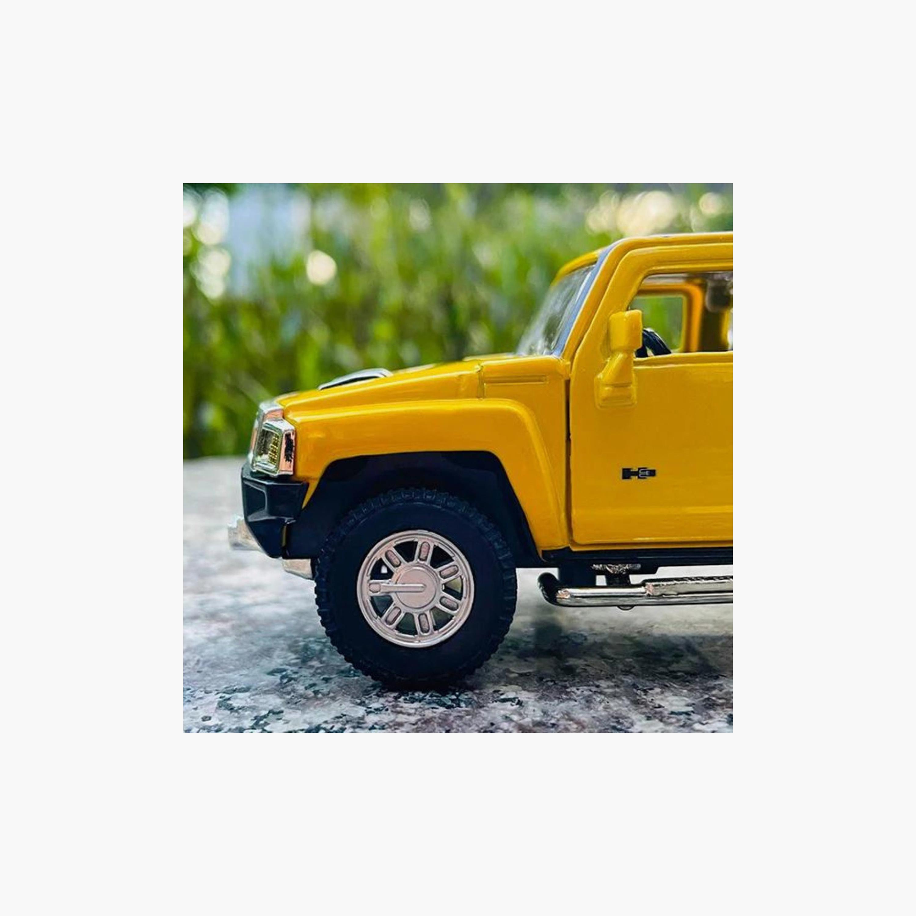 D-Power MSZ Hummer H3 Die-Cast Vehicle - Yellow-toys-playvehicles-diecastcars-image-3