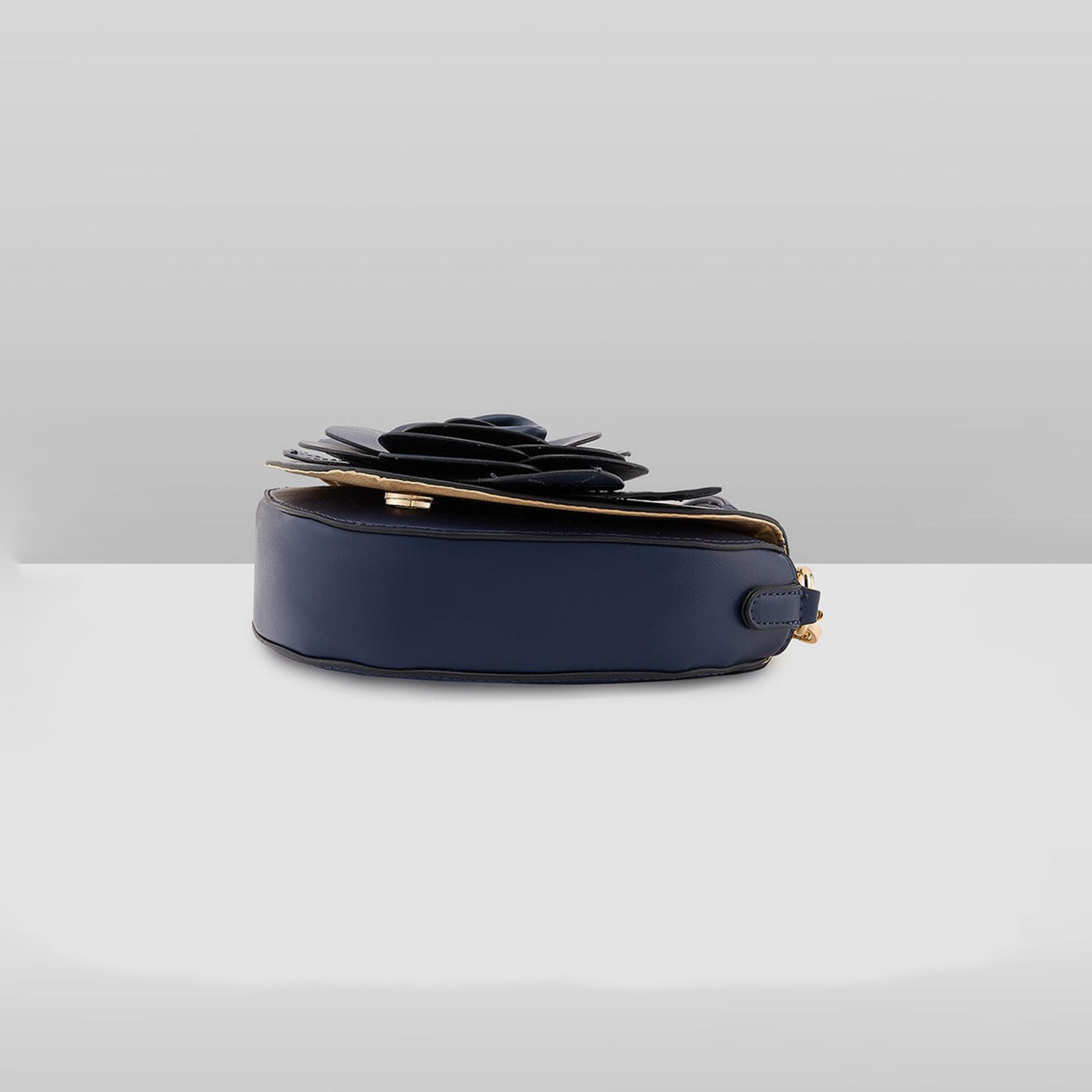 كابريس - شنطة كتف مزينة بزهرة مع قفل مغناطيسي وحزام قابل للفصل | 24 × 8 × 14 سم-women-bagsandwallets-handbags-image-5