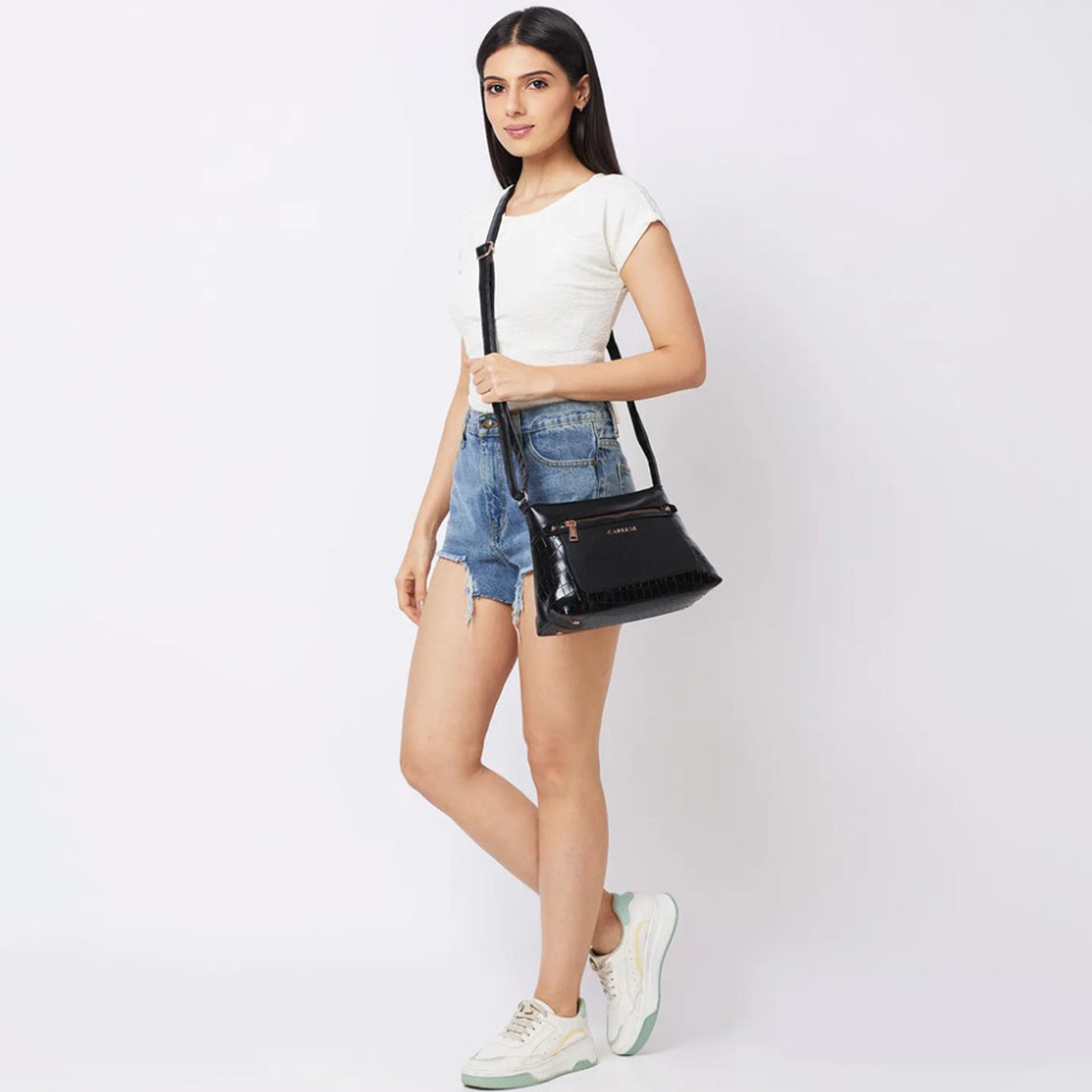 كابريس - شنطة جيجي المزخرفة بسحاب وحزام قابل للتعديل | 28 × 19 × 10.5 سم-women-bagsandwallets-handbags-image-2