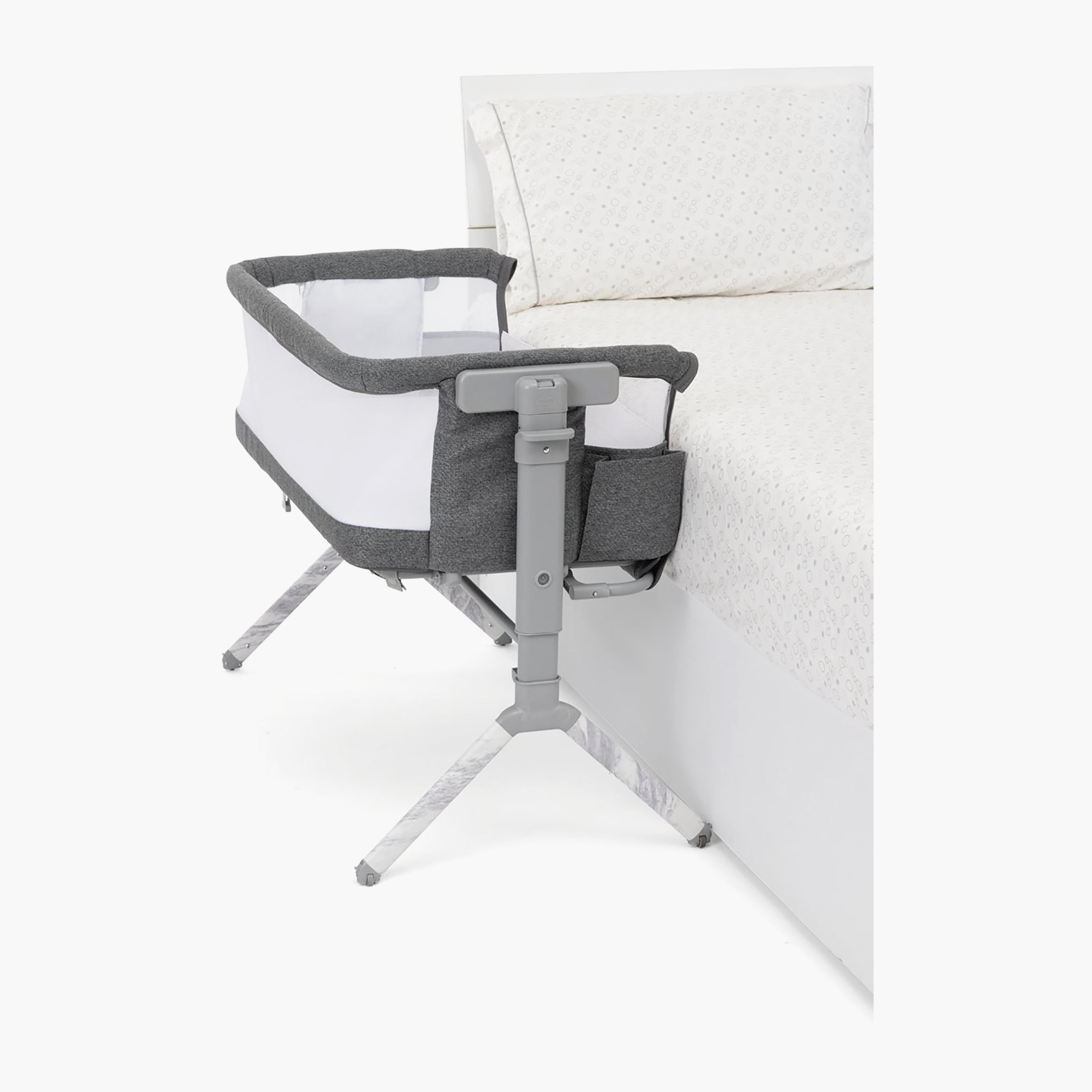 Chicco Next2me Armonia Bedside Crib - 0-6 Months - Carrara-baby-nursery-furniture-cribsandbeds-bassinets-image-7