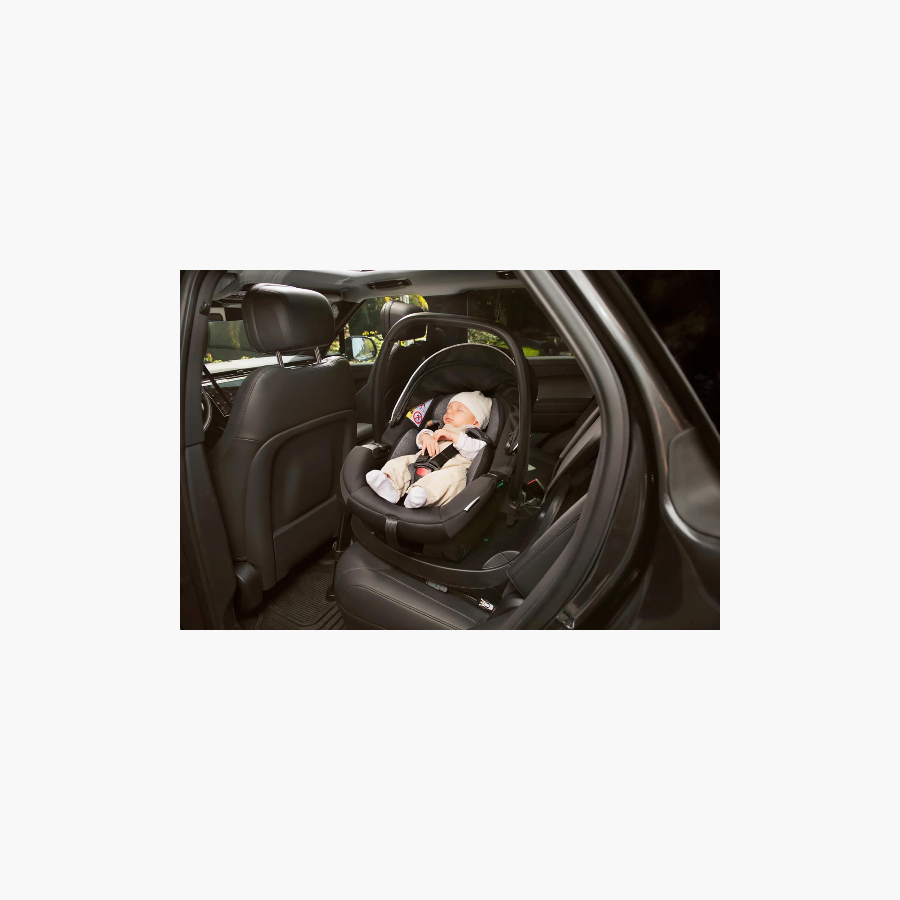 قاعدة فول 360 آي سايز من شيكو لمقعد السيارة كوري وبي سيت - أسود-baby-gear-carseats-image-9