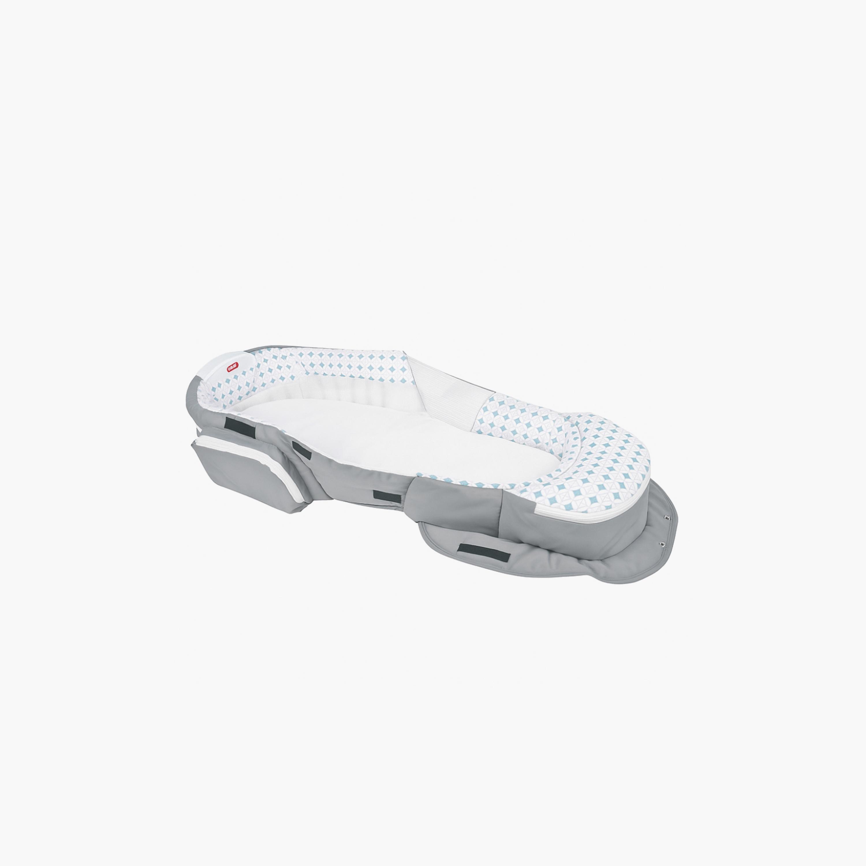 Factory Price Zoe Portable Baby Bed with Removable Toys-baby-nursery-furniture-cribsandbeds-beds-image-3