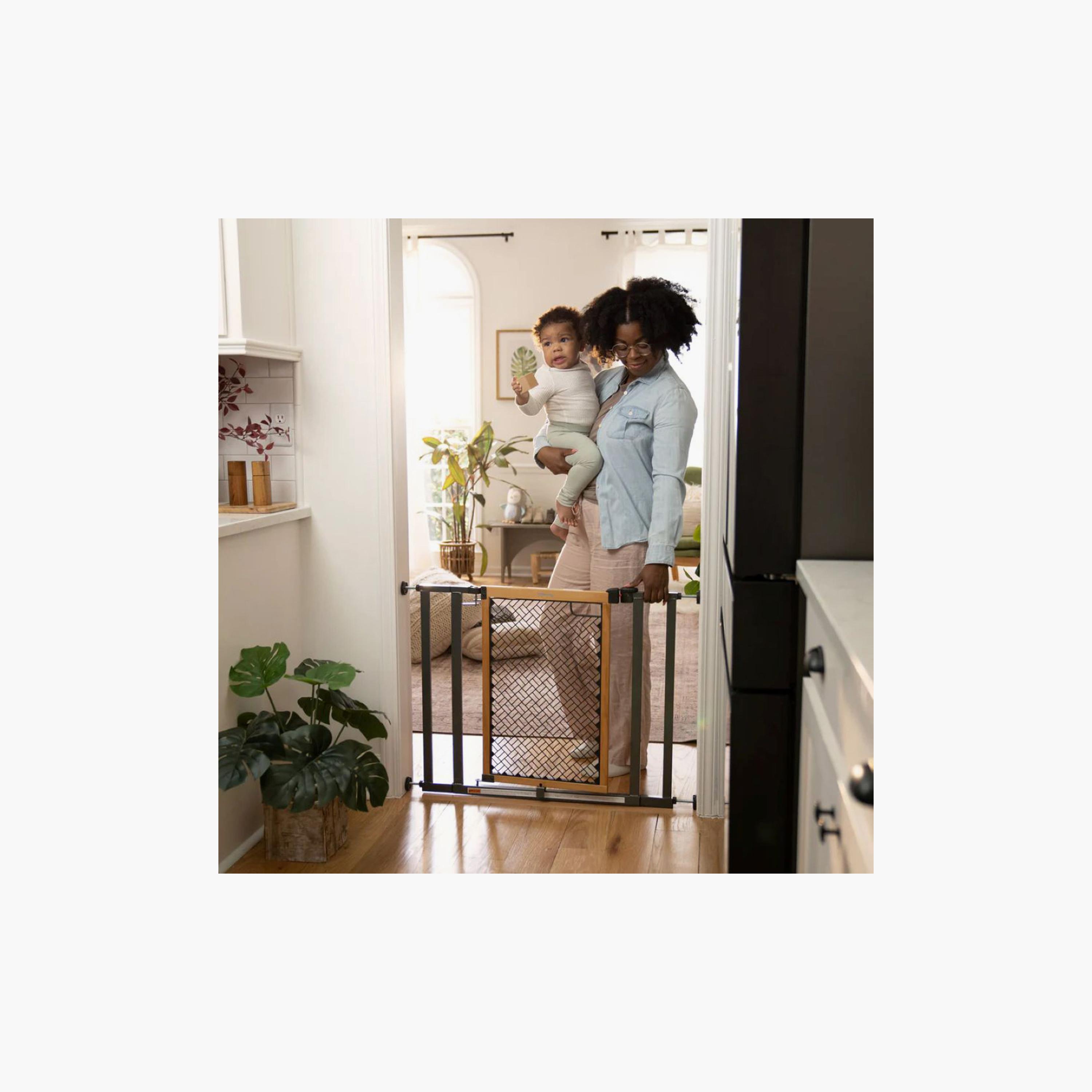 Ingenuity Summer Doorway 36S Baby & Dog Gate with Pressure Mount – Fits 28-36" Wide - Honey Oak-baby-healthandsafety-babyproofing-image-2
