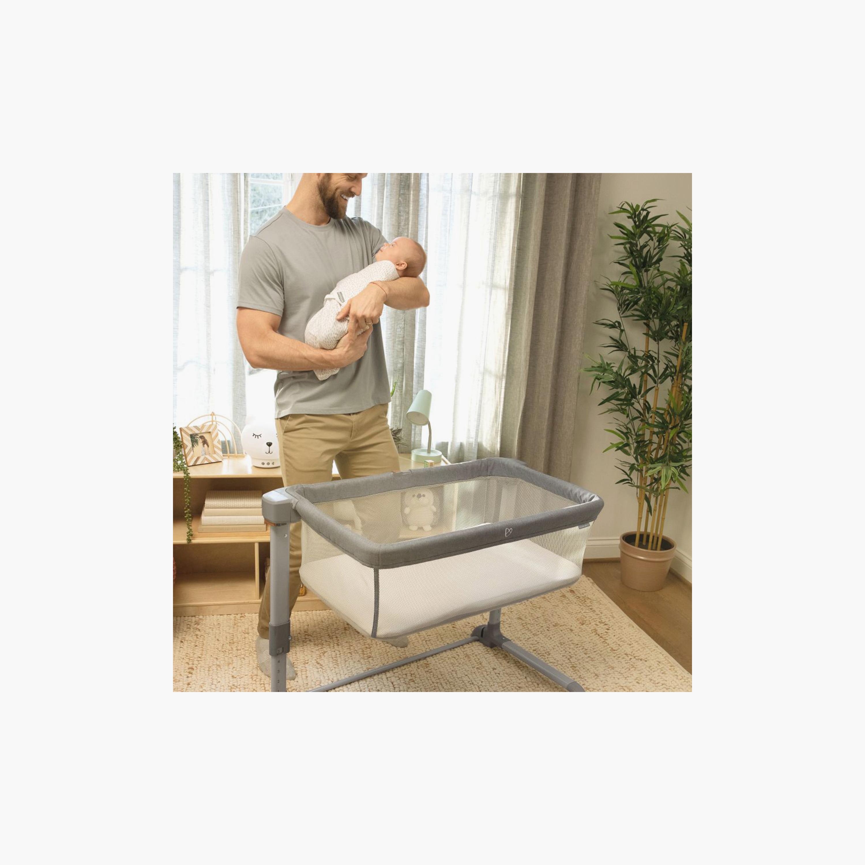 قماط سوادل مي مونوجرام كولكشن - 0-3 أشهر – سكريبل اليفانت من إنجوينيتي-baby-nursery-blanketsandswaddles-swaddlesandsleepingbags-image-5
