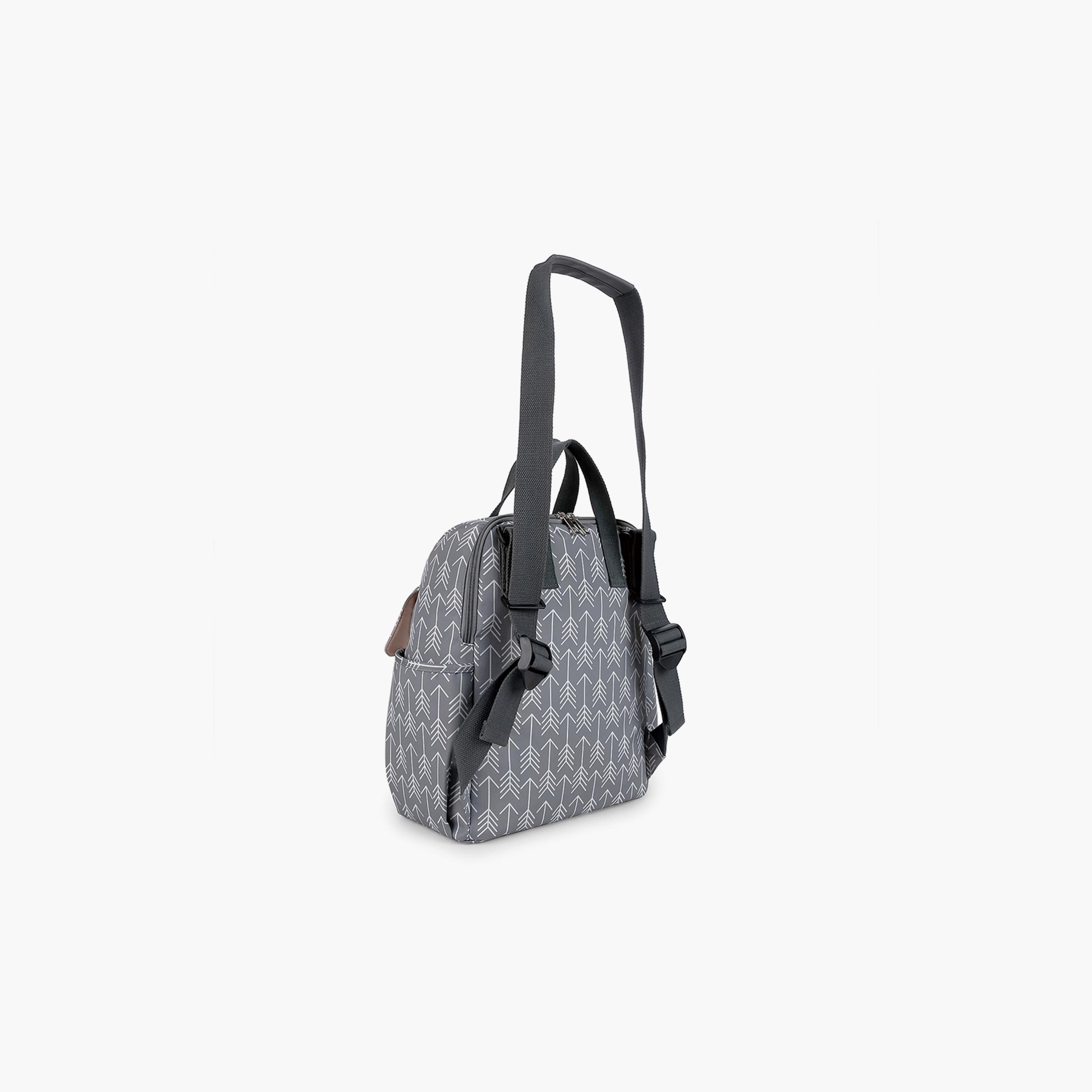 حقيبة ظهر حفاضات 3 قطع مع غيار حفاضات وحقيبة زجاجة - سهم - رمادي من ليتل ستوري.-baby-gear-diaperbags-image-14