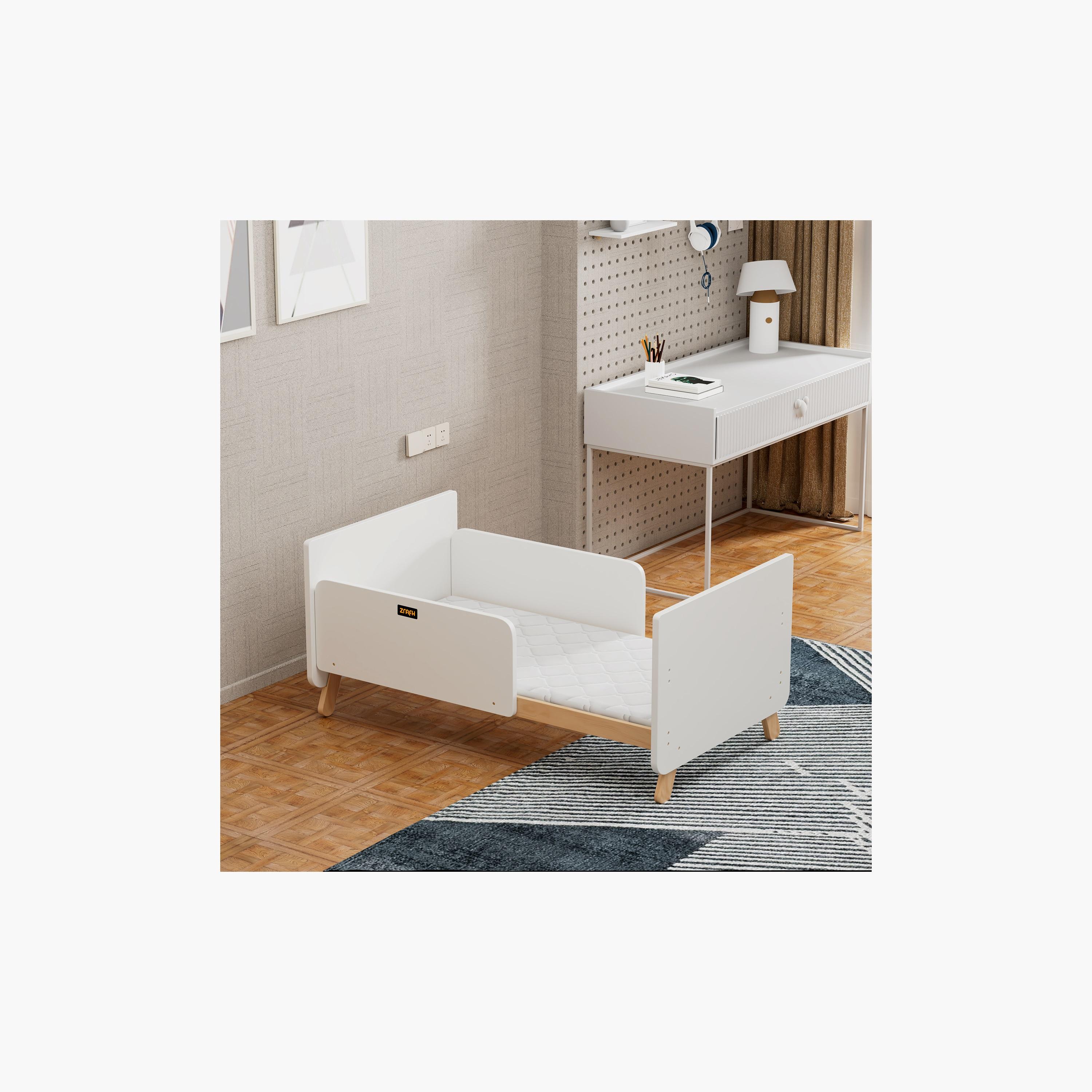 سرير أطفال خشبي قابل للتحويل إلى سرير طفل صغير - أبيض/بني من زرافة-baby-nursery-furniture-cribsandbeds-babycribs-image-2