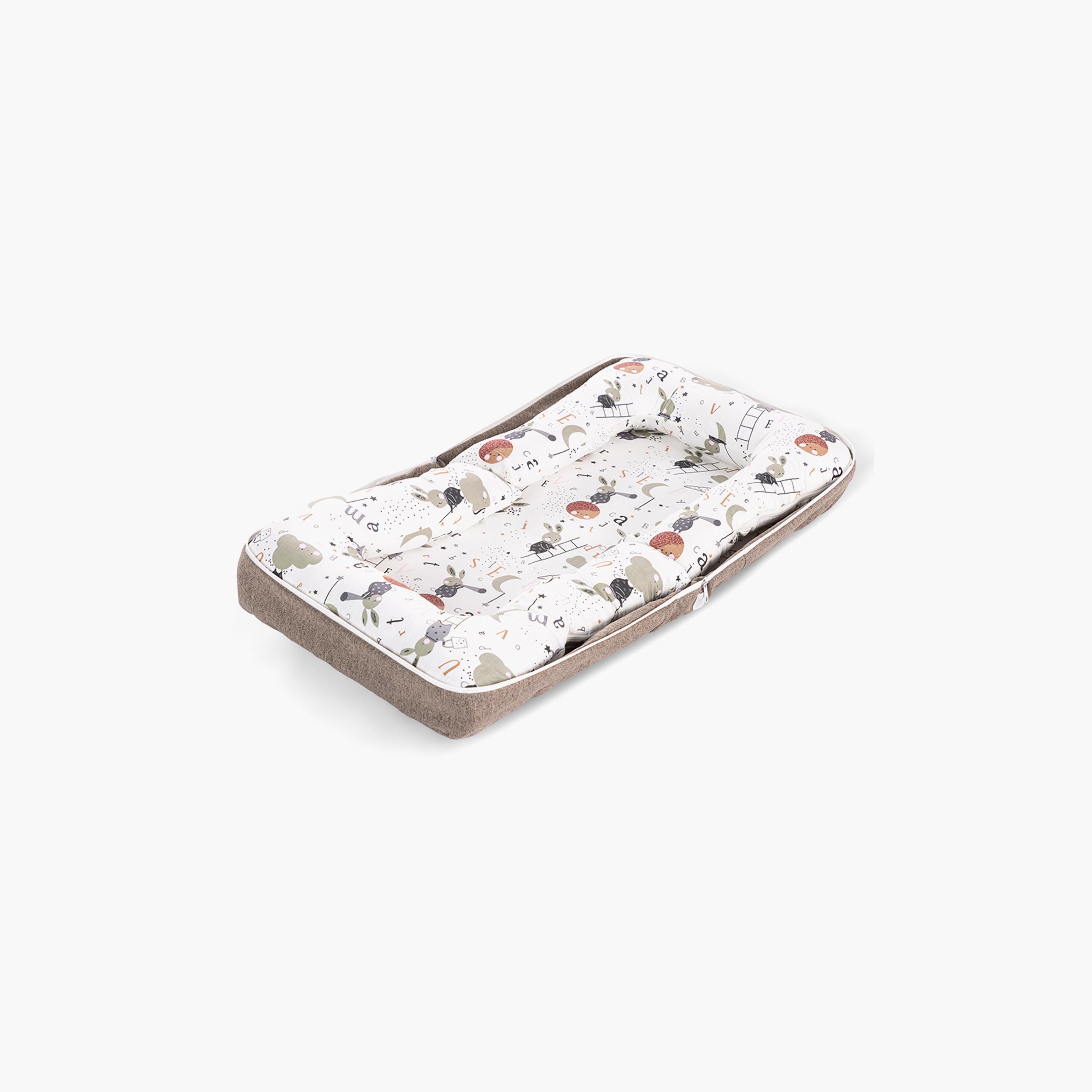 Little Story Portable Baby Nest & Lounger Sleeping Pod - Brown-baby-nursery-furniture-cribsandbeds-bassinets-image-8