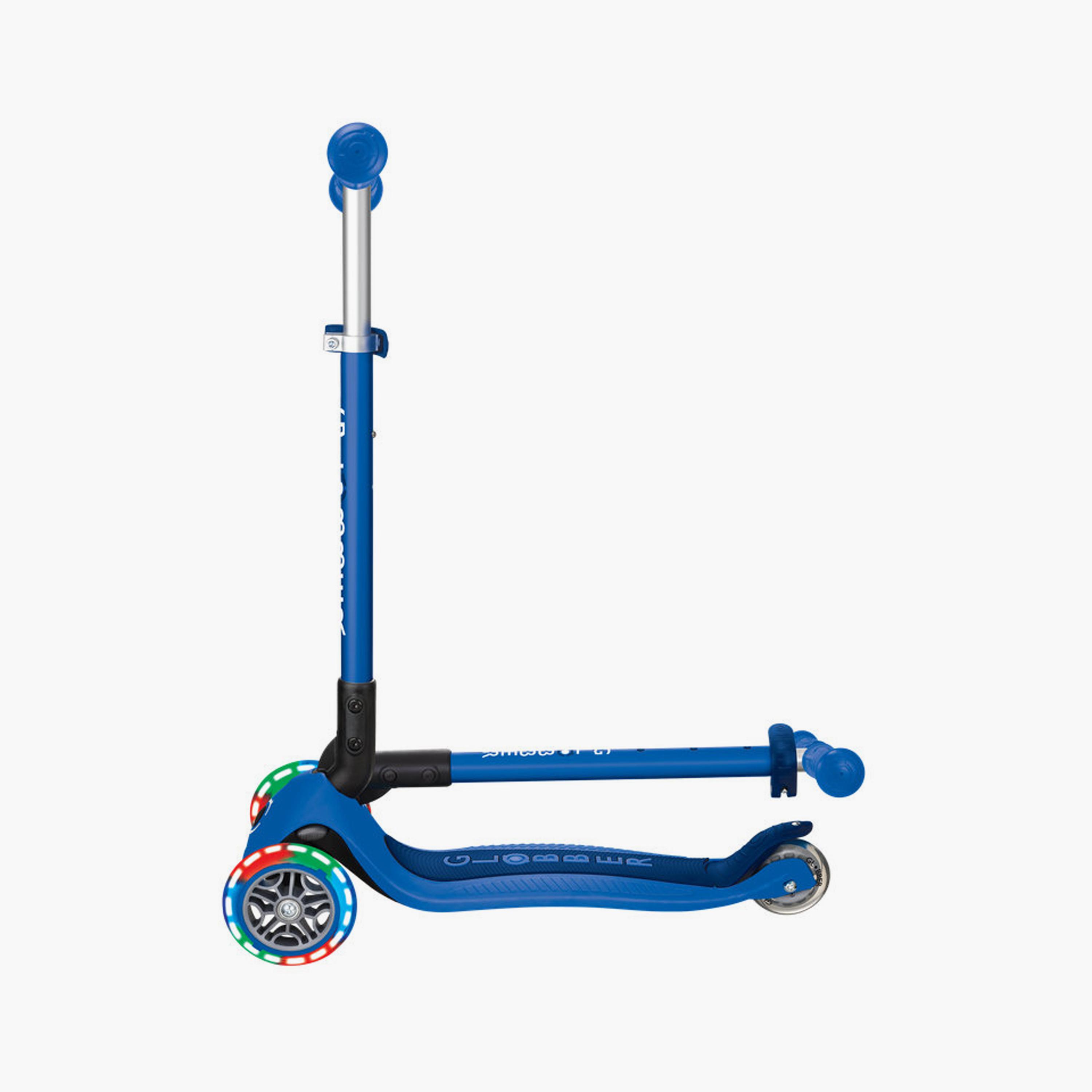 سكوتر بريمو القابل للطي بثلاث عجلات مع أضواء LED من غلوبر-toys-outdoor-scooters-image-4