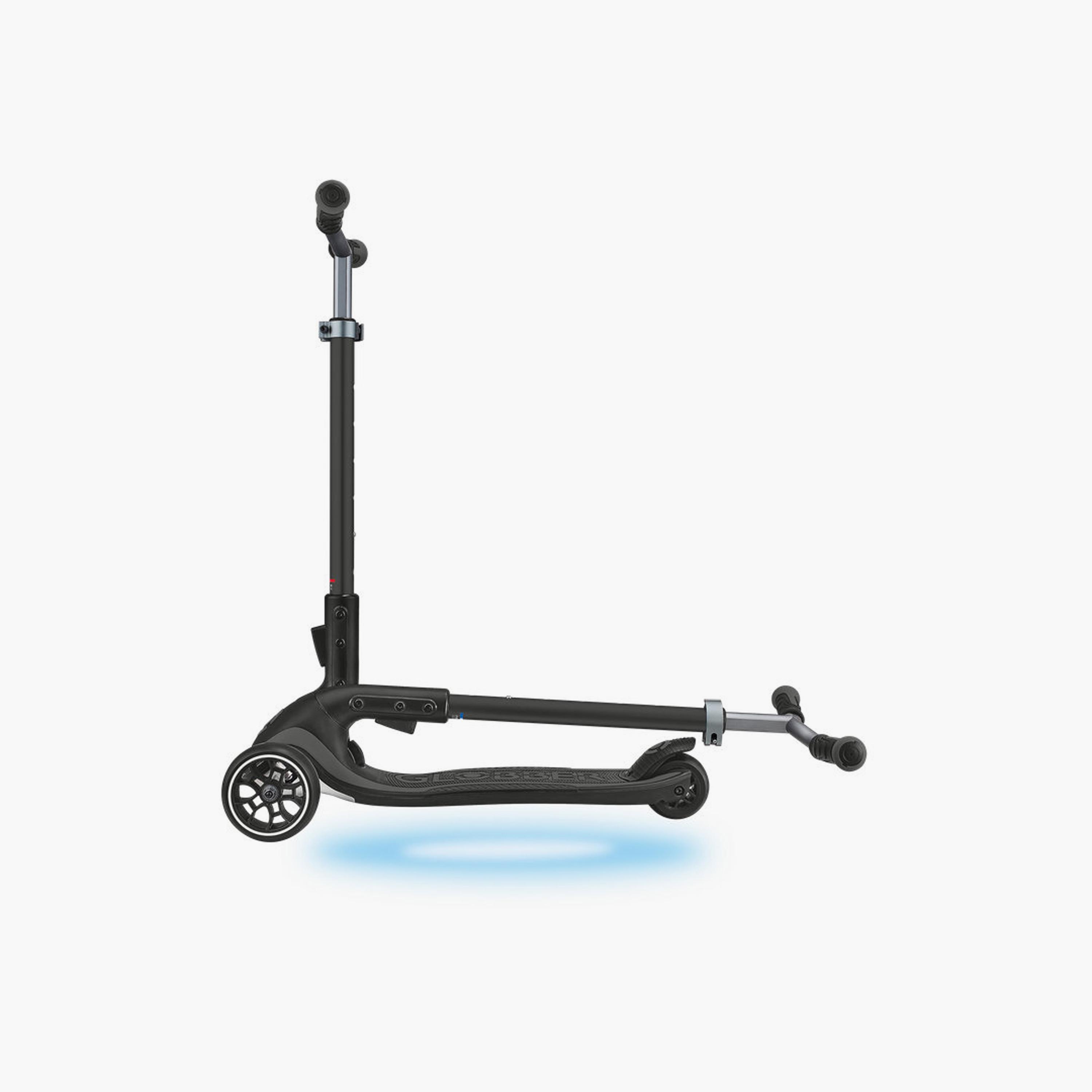 سكوتر ركوب أولتيموم لايتس بثلاث عجلات من غلوبر-toys-outdoor-scooters-image-9