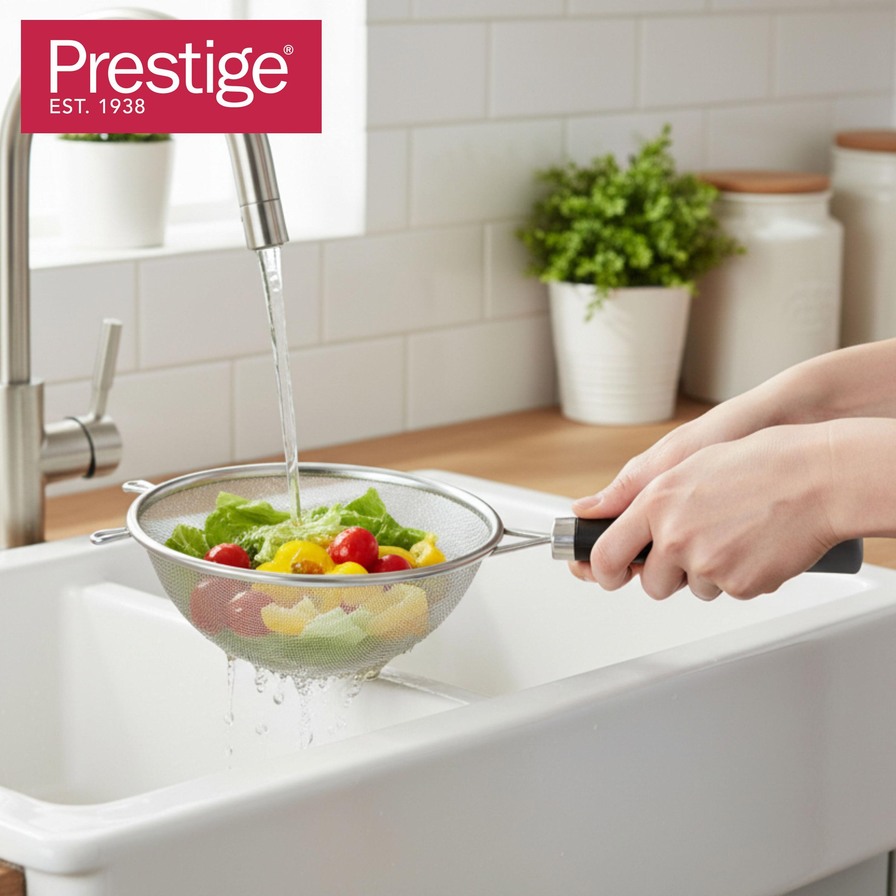 Easy Prep 16cm Strainer-household-kitchen-kitchentoolsandutensils-colandersandstrainers-image-5
