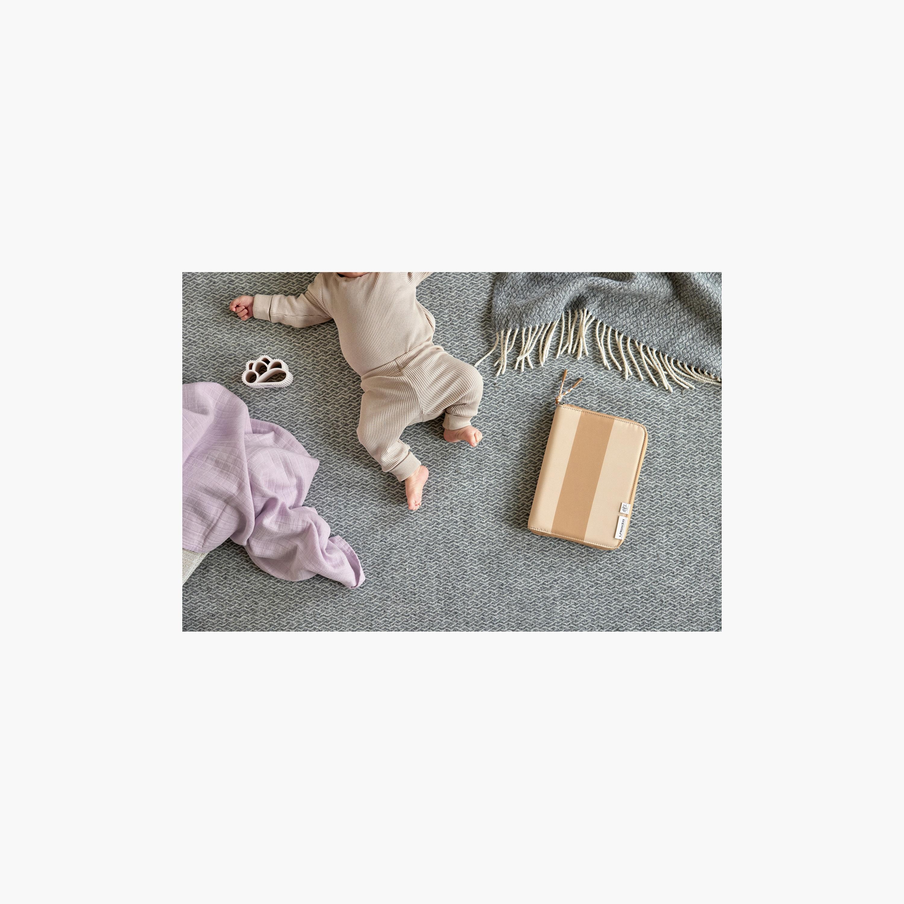 حقيبة مستندات CAS - بيج من لاسيج-school-stationery-pencilcases-image-3